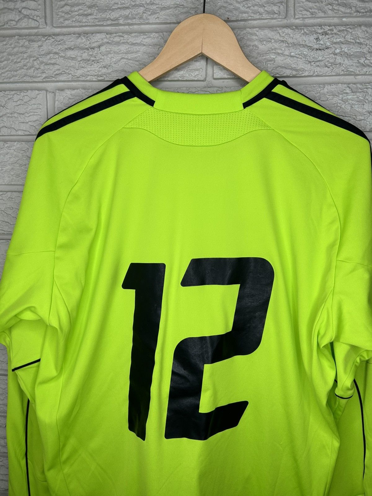 Adidas Adidas Chelsea 2010 Long Sleeve Goalkeeper Jersey Size US L / EU 52-54 / 3 - 9 Thumbnail
