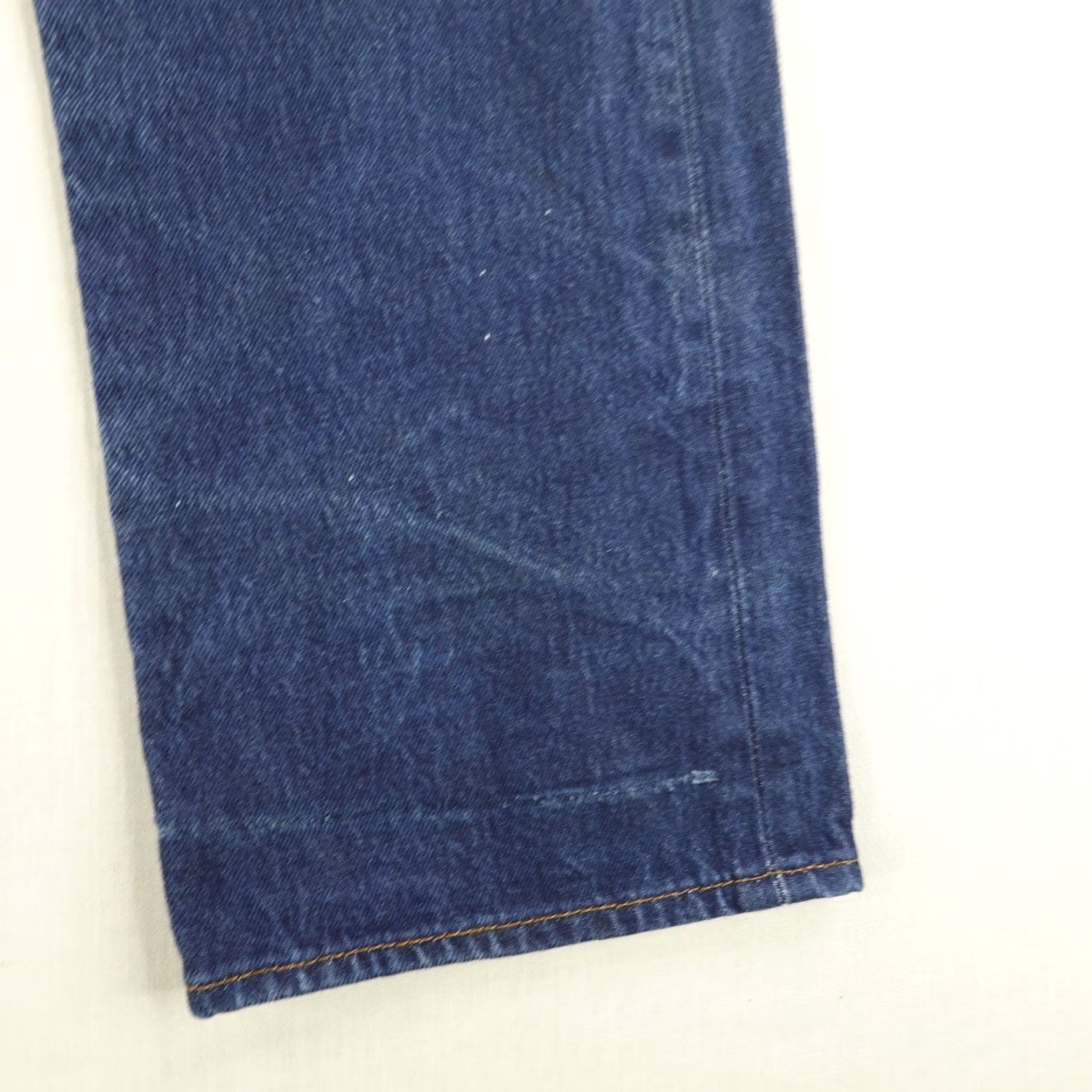 Levi's Levis Jeans Mens 38x32 Blue Denim 501 Button Fly Classic Straight Leg Red Tab jeans Mens 38x32 Blue Denim 501 Button Fly Classic Straight Leg Red Tab Size US 37 - 5 Thumbnail