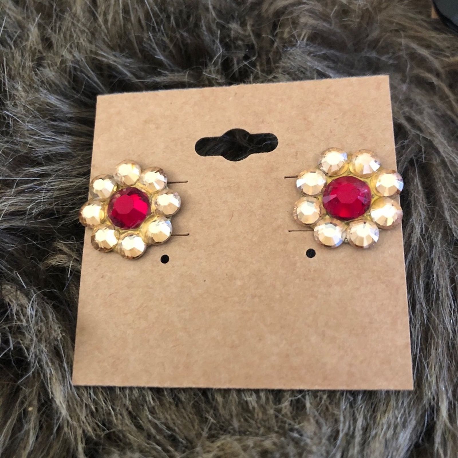 Vintage Vintage red and gold tone glass crystal earrings Size ONE SIZE - 2 Thumbnail
