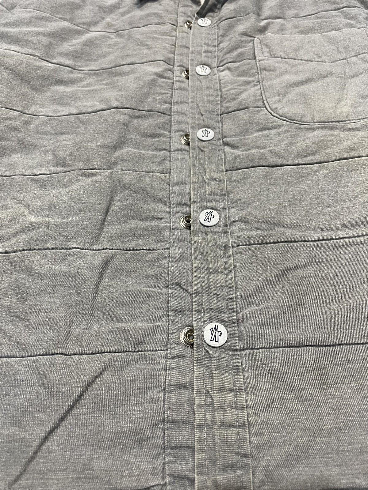 Moncler Vintage Moncler Camme Bleu Distressed Down Shirt Jacket Size US M / EU 48-50 / 2 - 12 Thumbnail