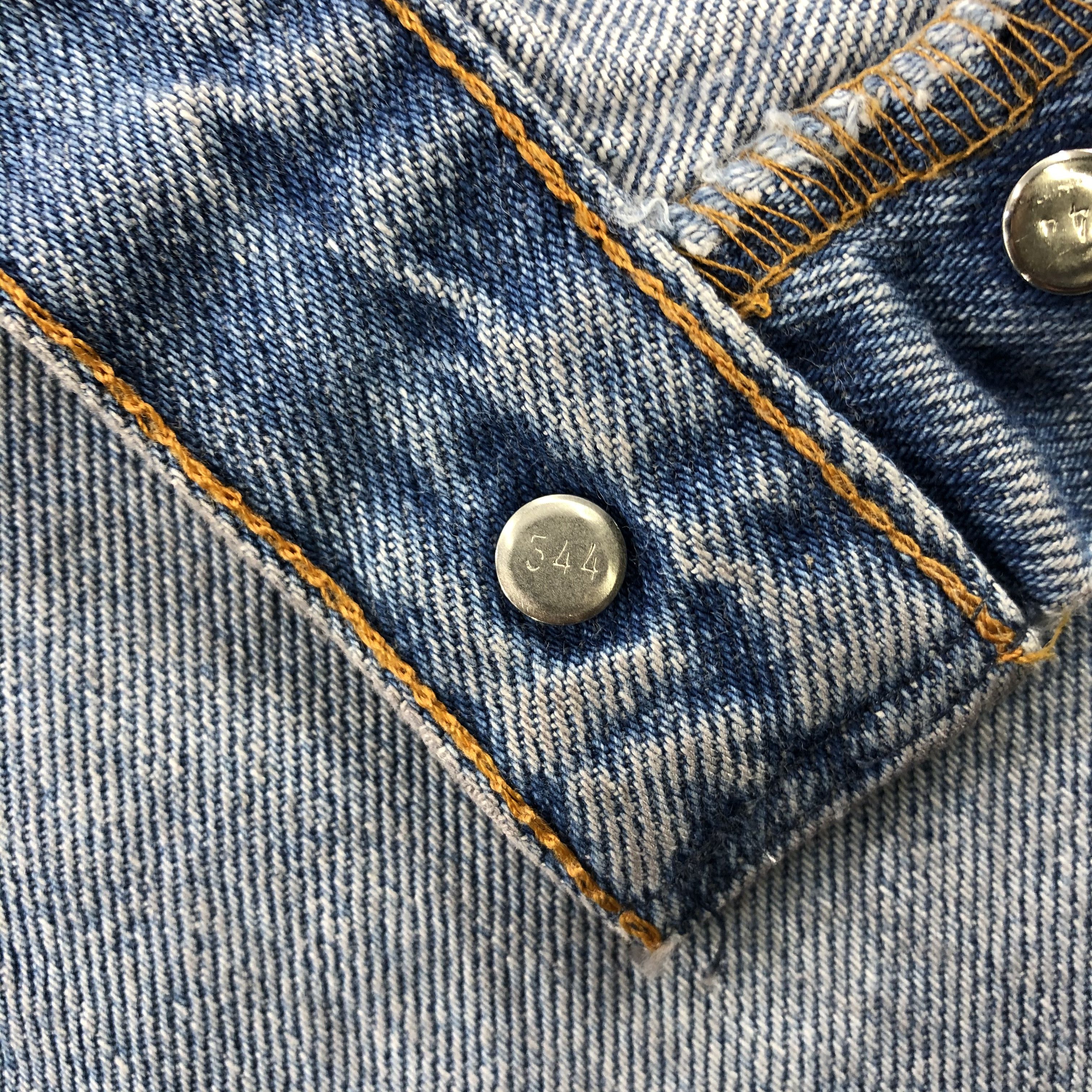 Levi's Vintage 90s Blue Wash Levis 501 Jeans-JM1868 Size US 36 / EU 52 - 9 Thumbnail