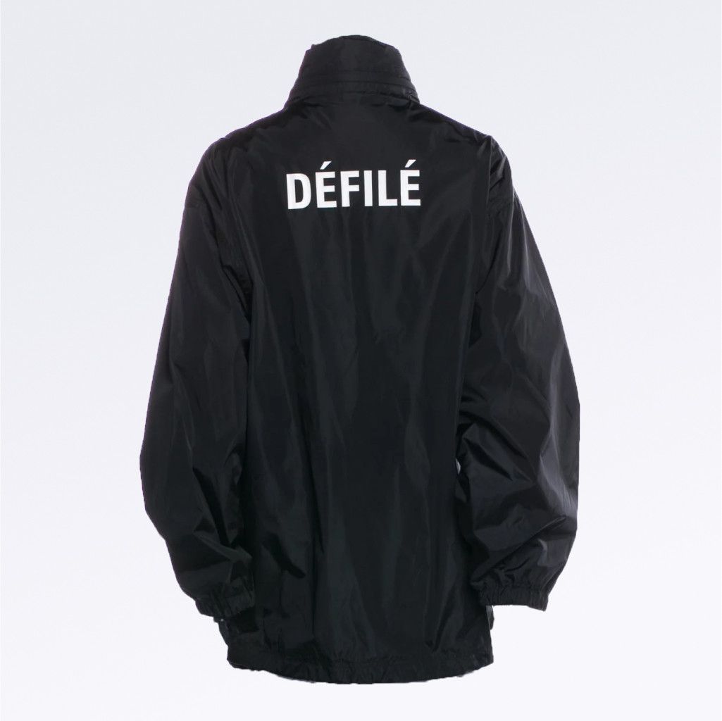 Balenciaga o1mle1024 D2 Rain Jacket in Black Size US S / EU 44-46 / 1 - 2 Thumbnail