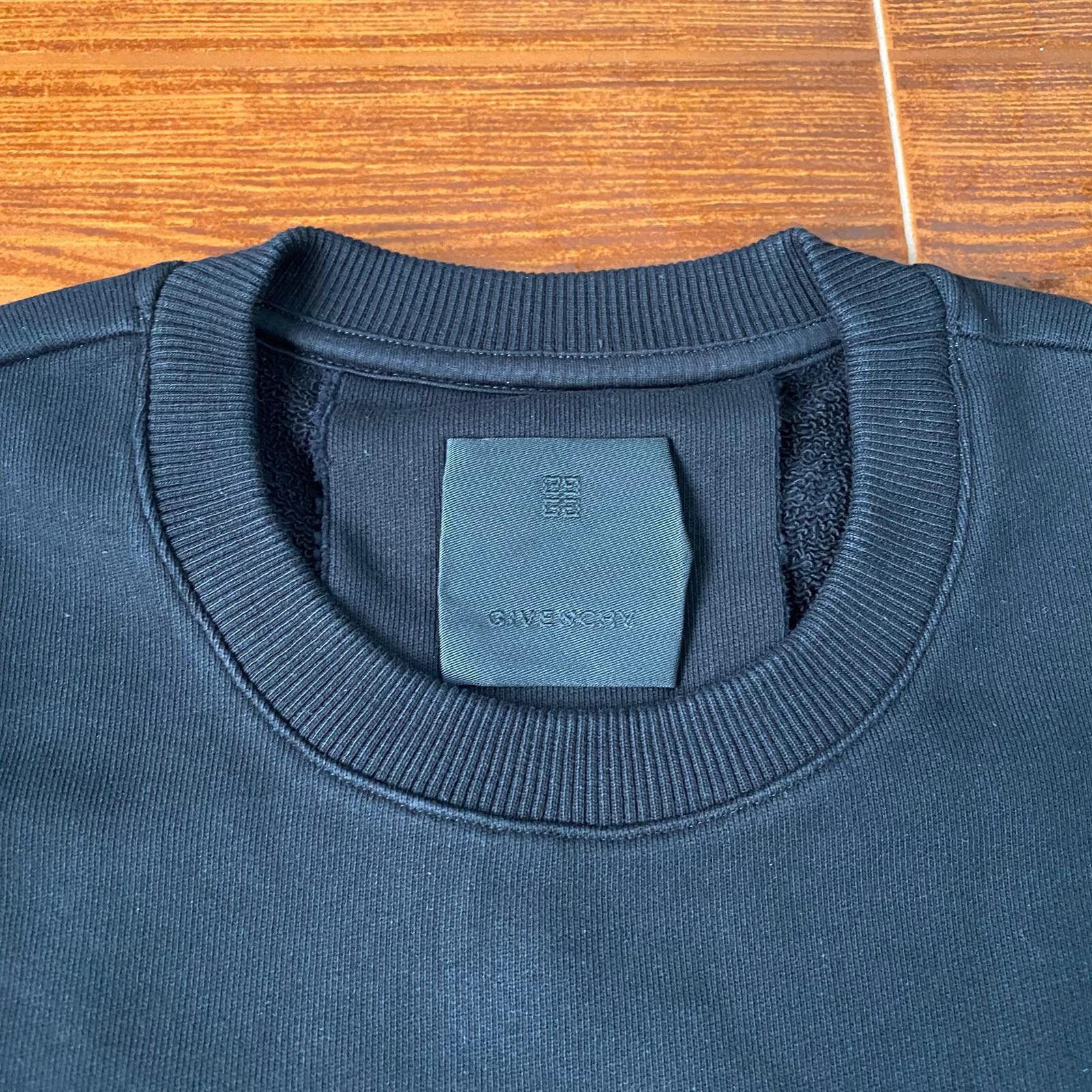Givenchy Black Red Star Logo Sweatshirt Size US M / EU 48-50 / 2 - 2 Thumbnail