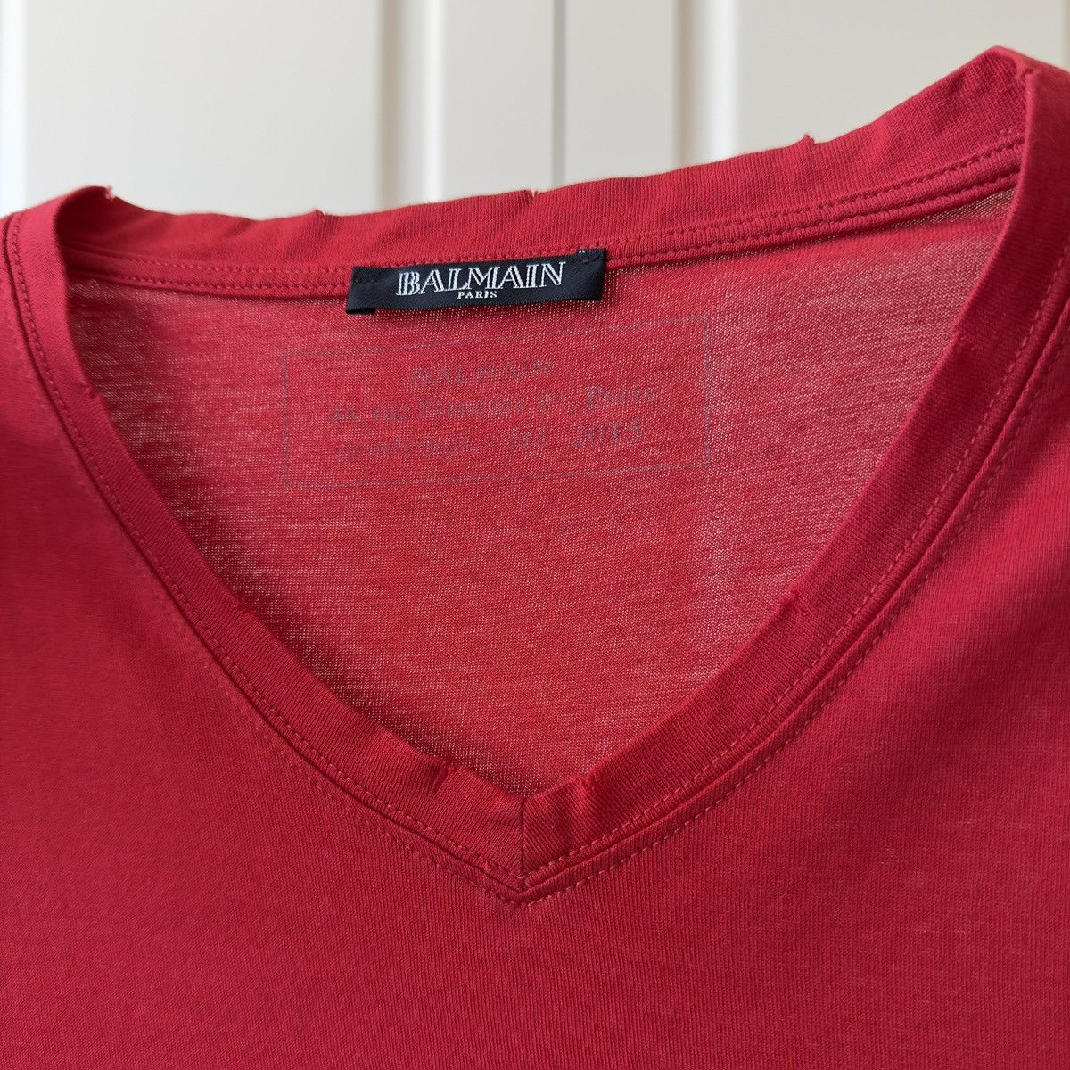 Balmain Balmain S/S 2015 Distressed Red V-Neck T-Shirt Size US S / EU 44-46 / 1 - 2 Thumbnail