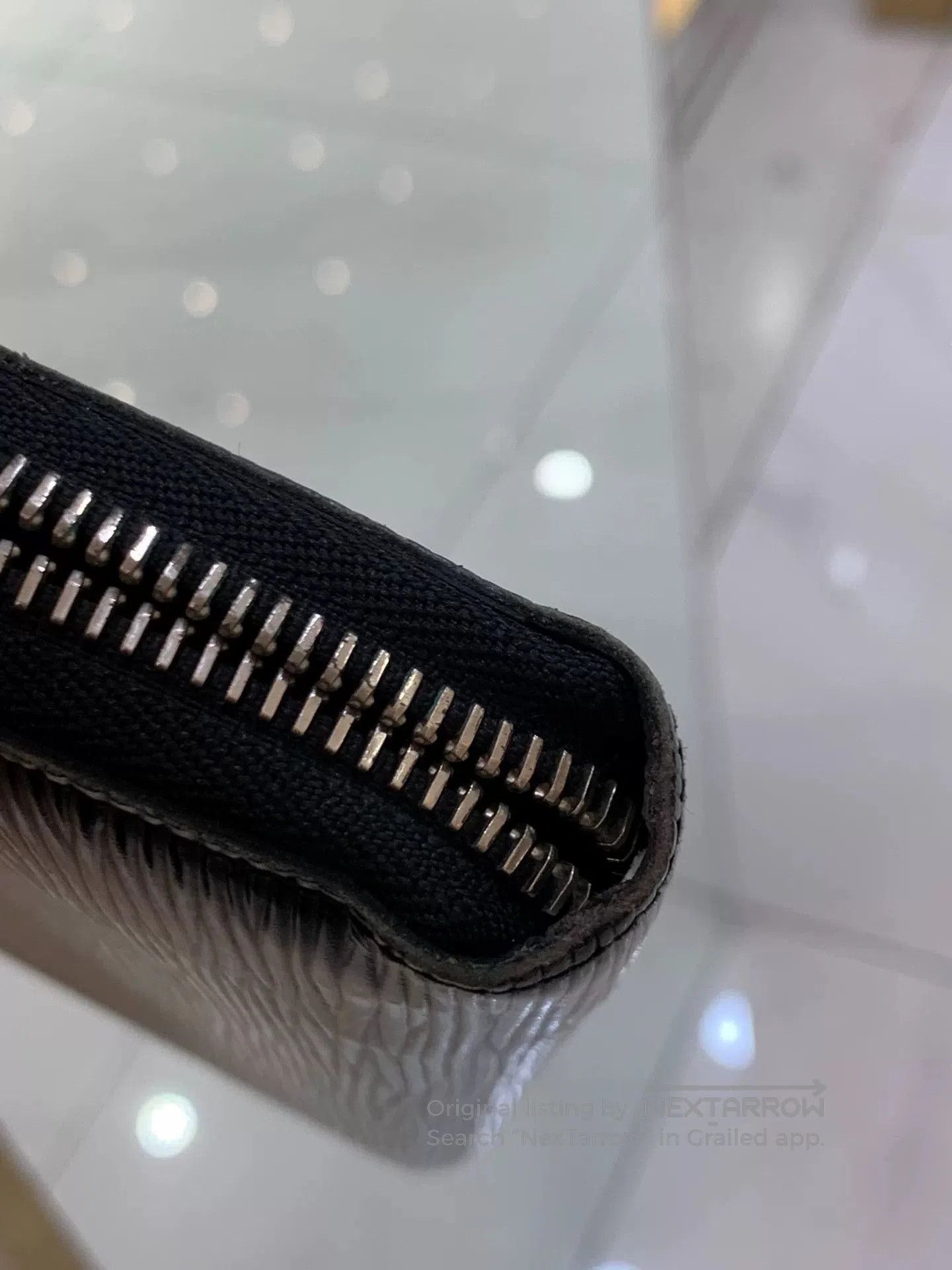 Louis Vuitton LV Black Epi Leather Long Wallet. Size ONE SIZE - 7 Thumbnail