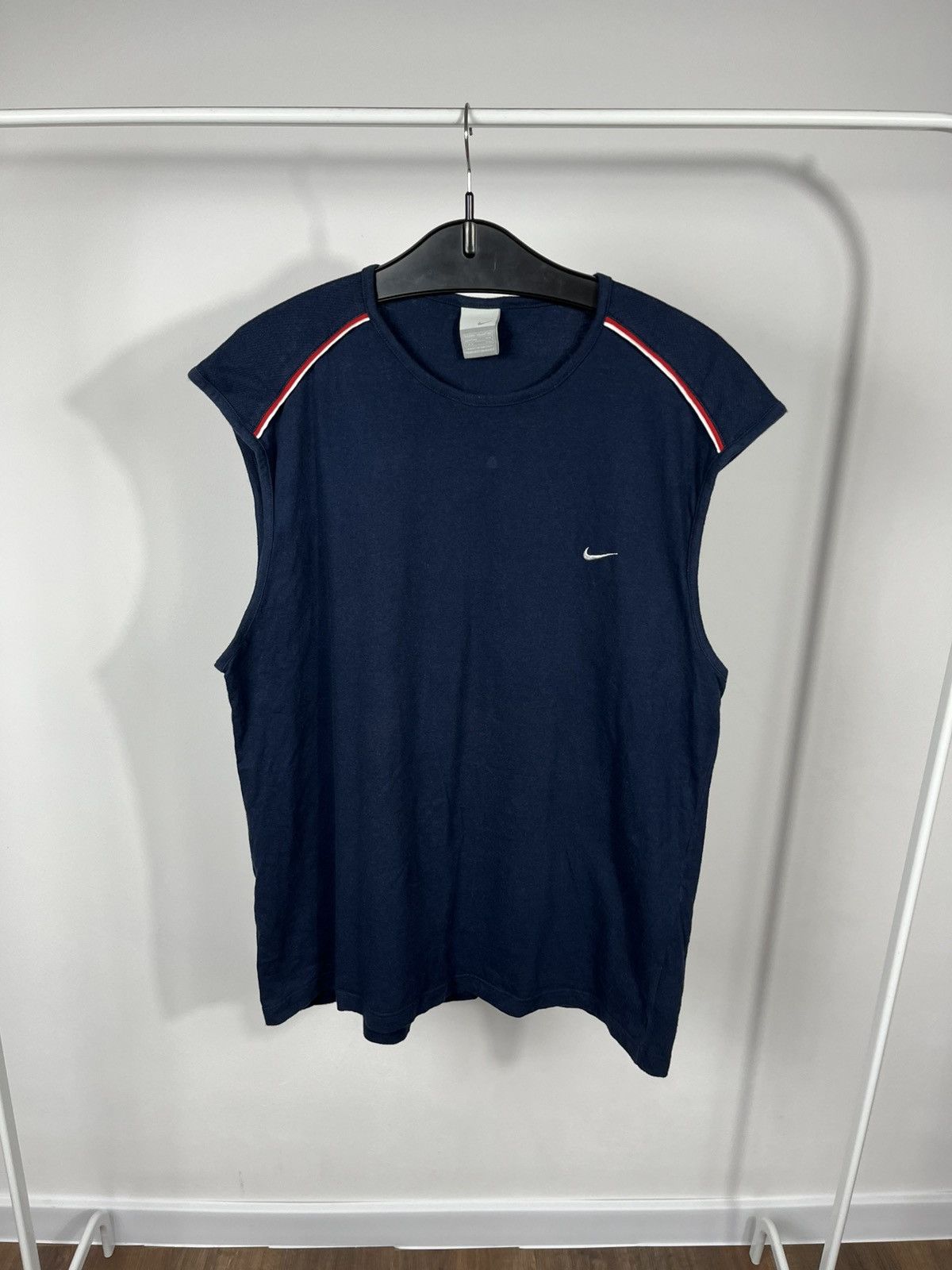 Nike Nike Vintage Sleeveless T Shirt Navy Streetwear Y2K Top XXL Size US XXL / EU 58 / 5 - 1 Thumbnail