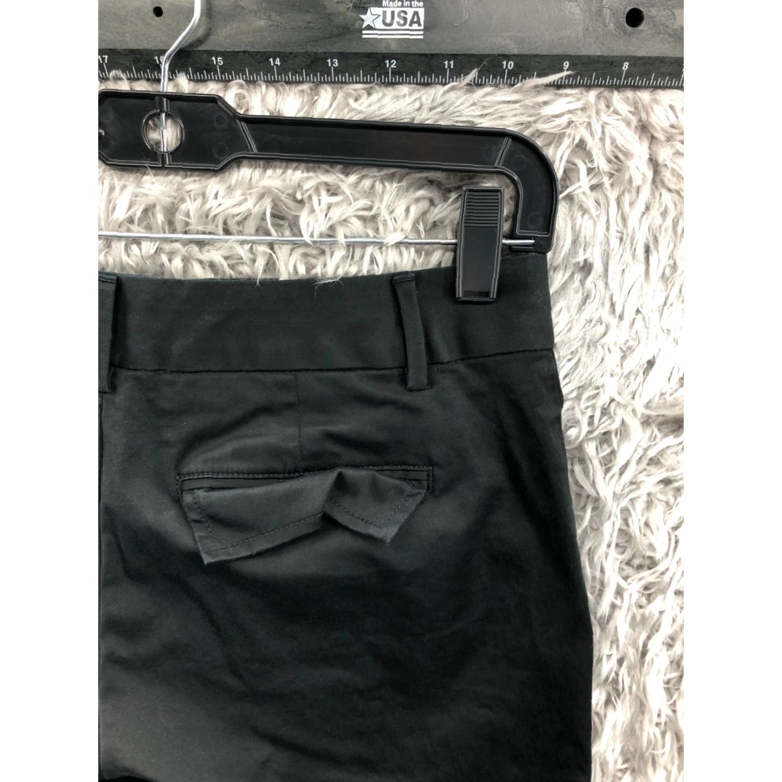 Banana Republic Banana Republic Chino Shorts Womens Size 0 Mid Rise Dark Wash Black Hook Eye Size 25" / US 0 / IT 36 - 5 Thumbnail