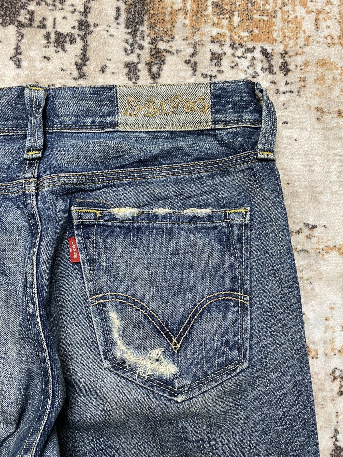 Levi's Rare Levi’s Distressed Bootcut Size US 30 / EU 46 - 10 Thumbnail