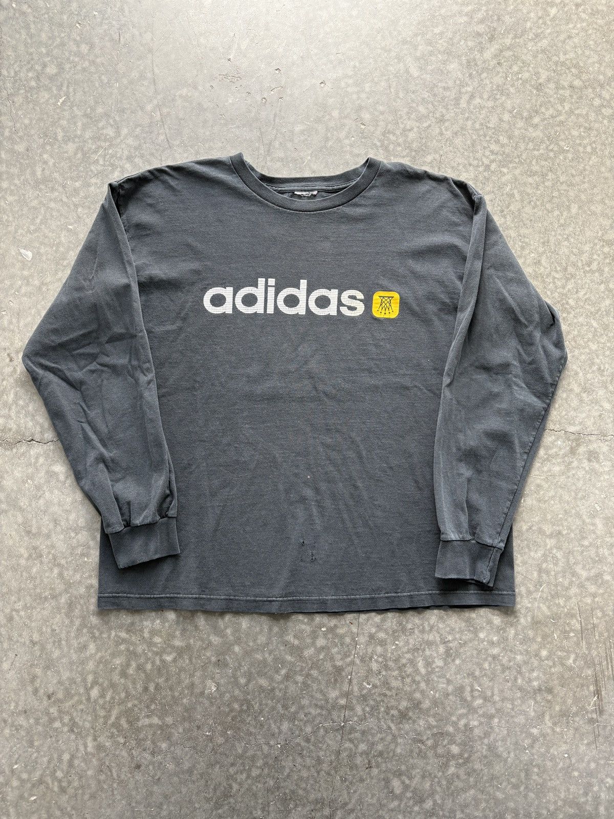 Adidas Vintage Y2K Adidas Basketball Boxy Longsleeve Graphic Tee Size US XL / EU 56 / 4 - 1 Thumbnail