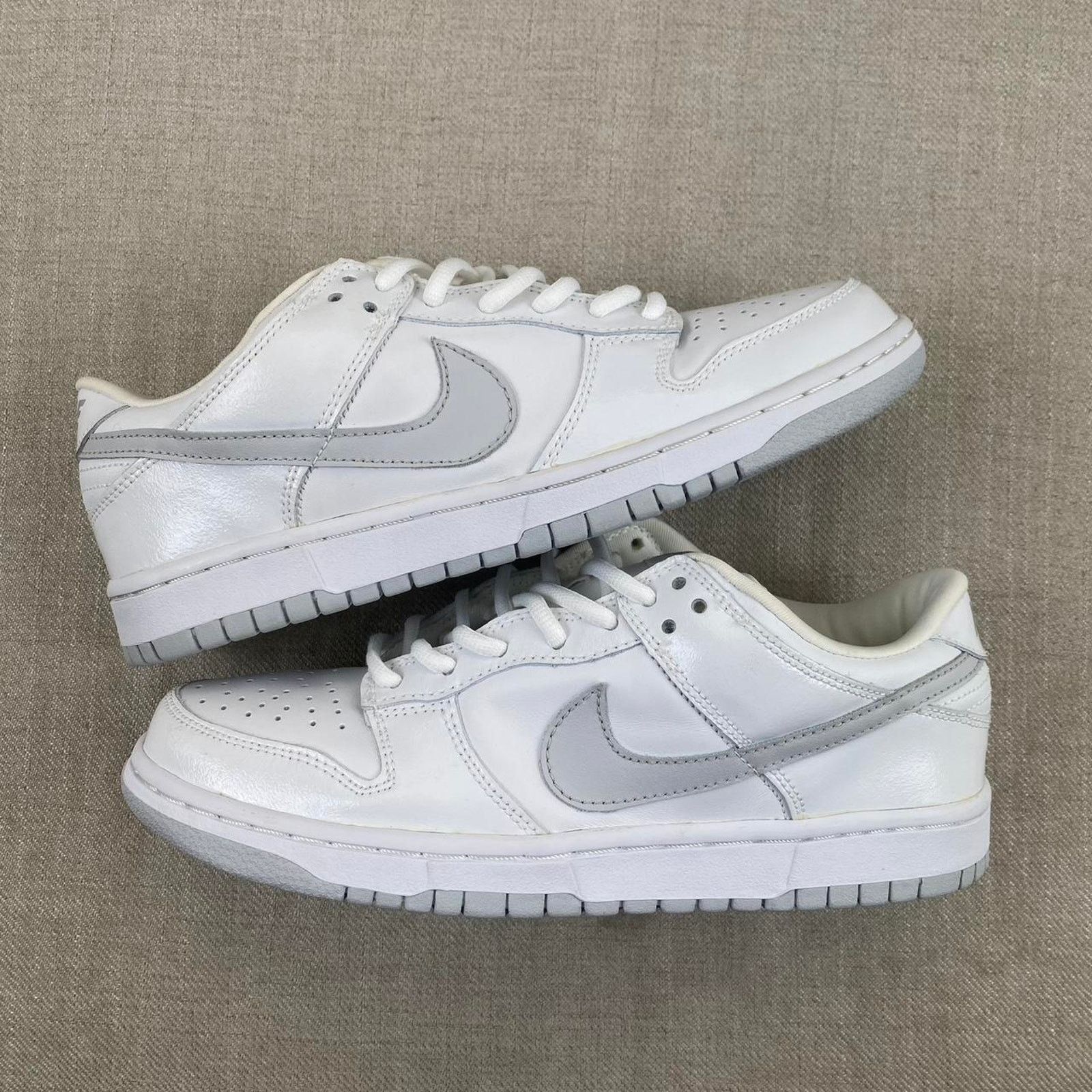 Nike 2002 Nike SB Dunk Low Pro B “Patent Leather” Size US 8 / EU 41 - 3 Thumbnail