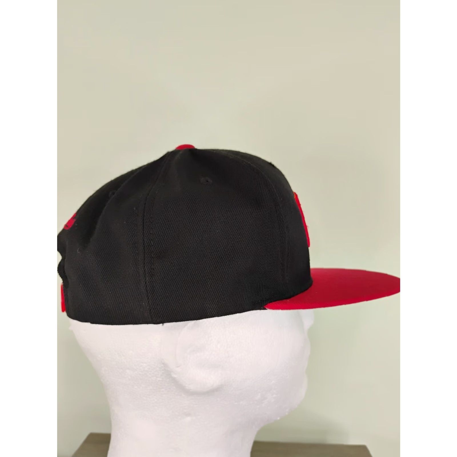 Mitchell & Ness Mitchell & Ness Miami Heat Hardwood Classics Snapback Hat Cap Black One Size Men Size ONE SIZE - 5 Thumbnail