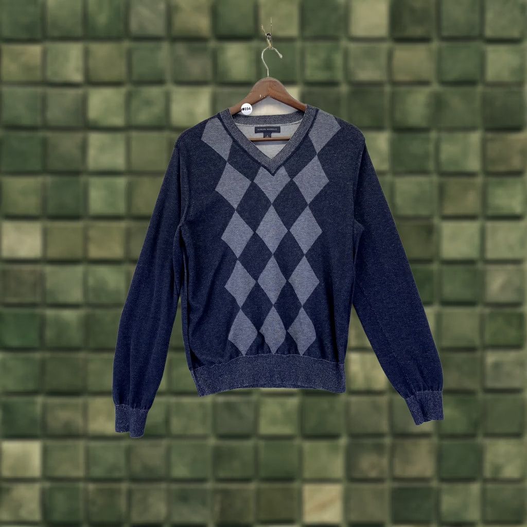 Banana Republic VINTAGE Banana Republic Mens Heather Blue Argyle Knit V Neck Sweater Mens Small-10694 Size US S / EU 44-46 / 1 - 1 Thumbnail