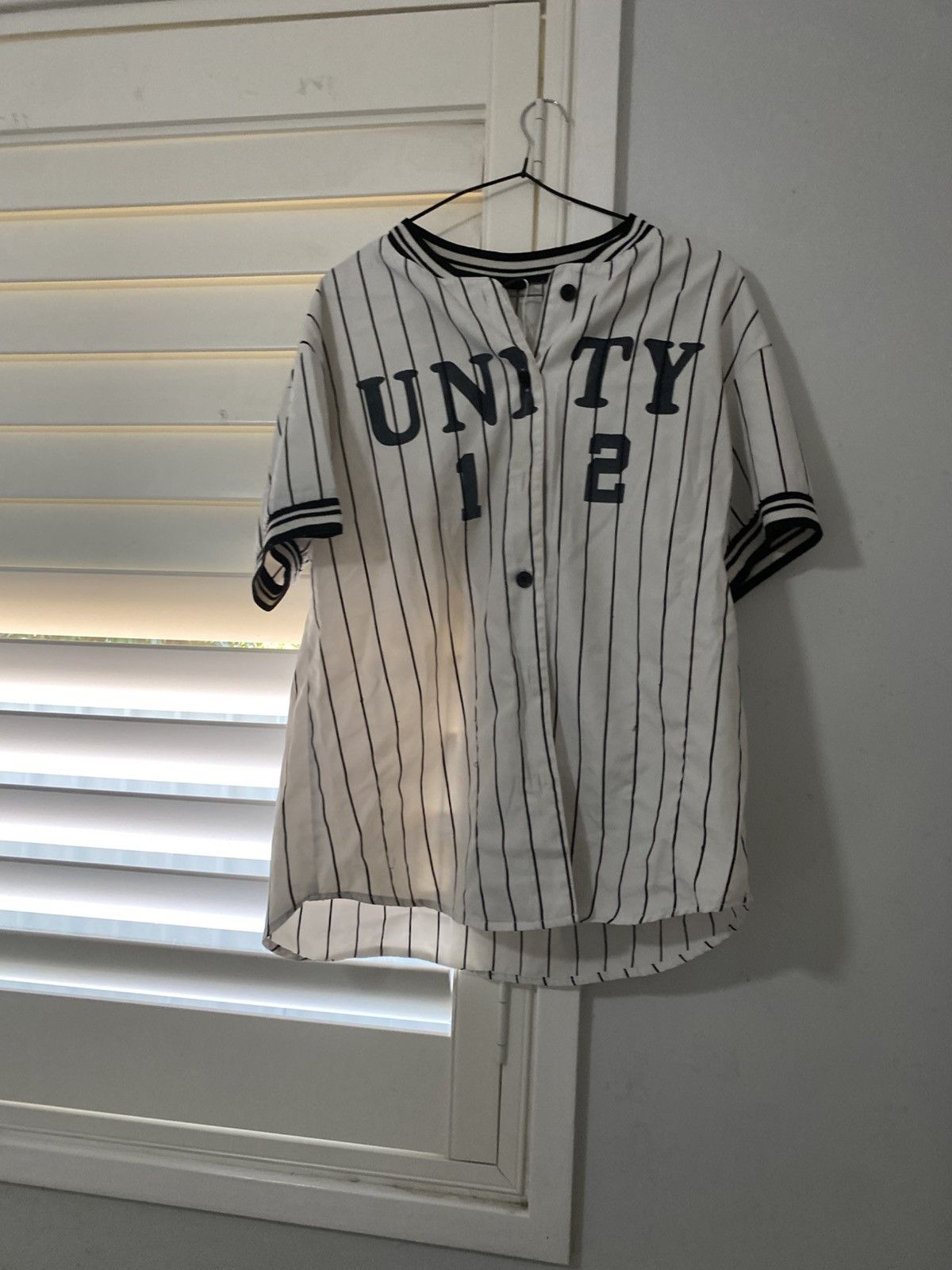 Shein Black & White Striped Button-Up Unity Tee Size M / US 6-8 / IT 42-44 - 2 Thumbnail
