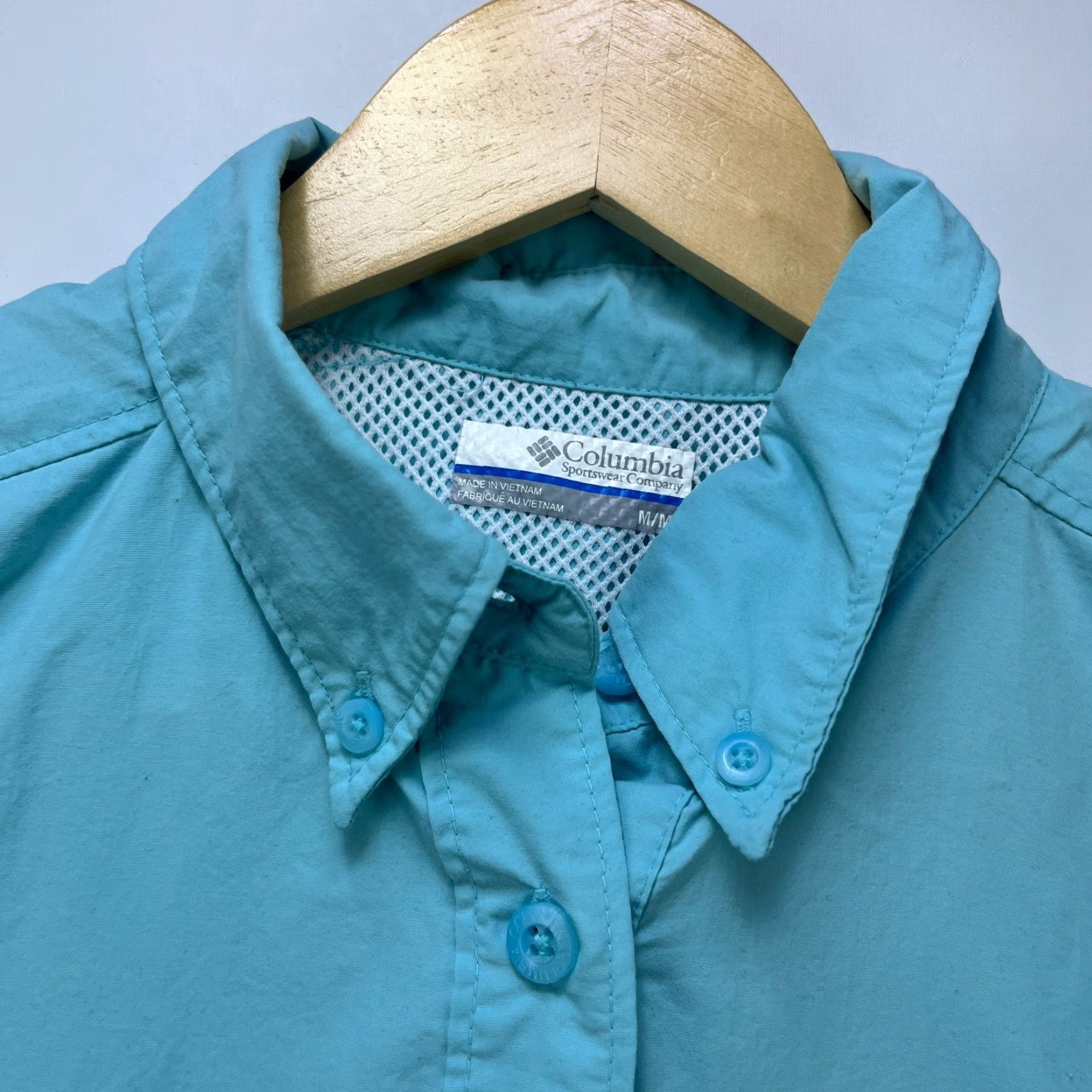 Vintage VINTAGE Columbia PFG Outdoors Button-Up Short Sleeve Shirt M Blue Western Mens Size US M / EU 48-50 / 2 - 4 Thumbnail