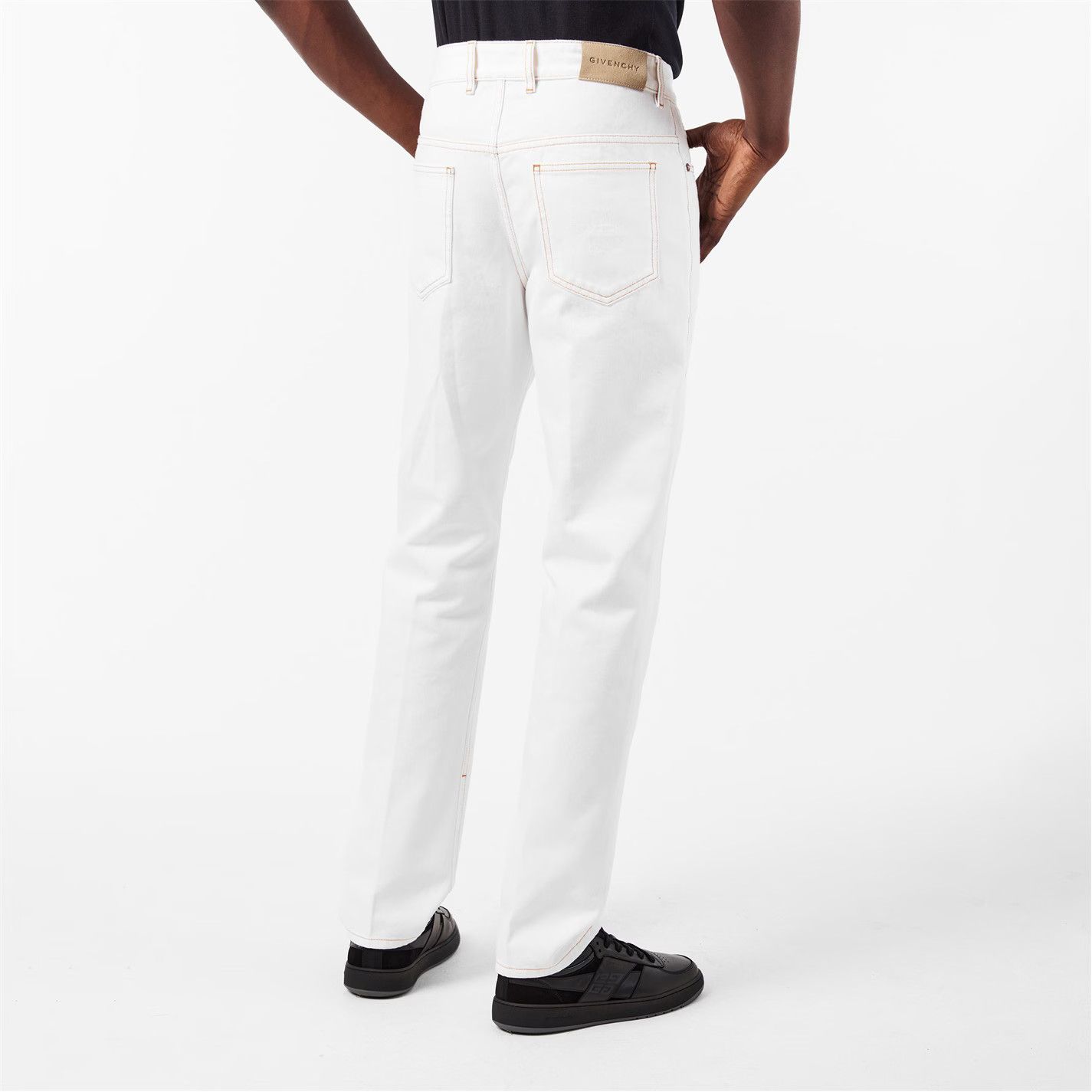 Givenchy o1g2r1mq0426 Straight Leg Jeans in Ivory Size US 32 / EU 48 - 4 Thumbnail