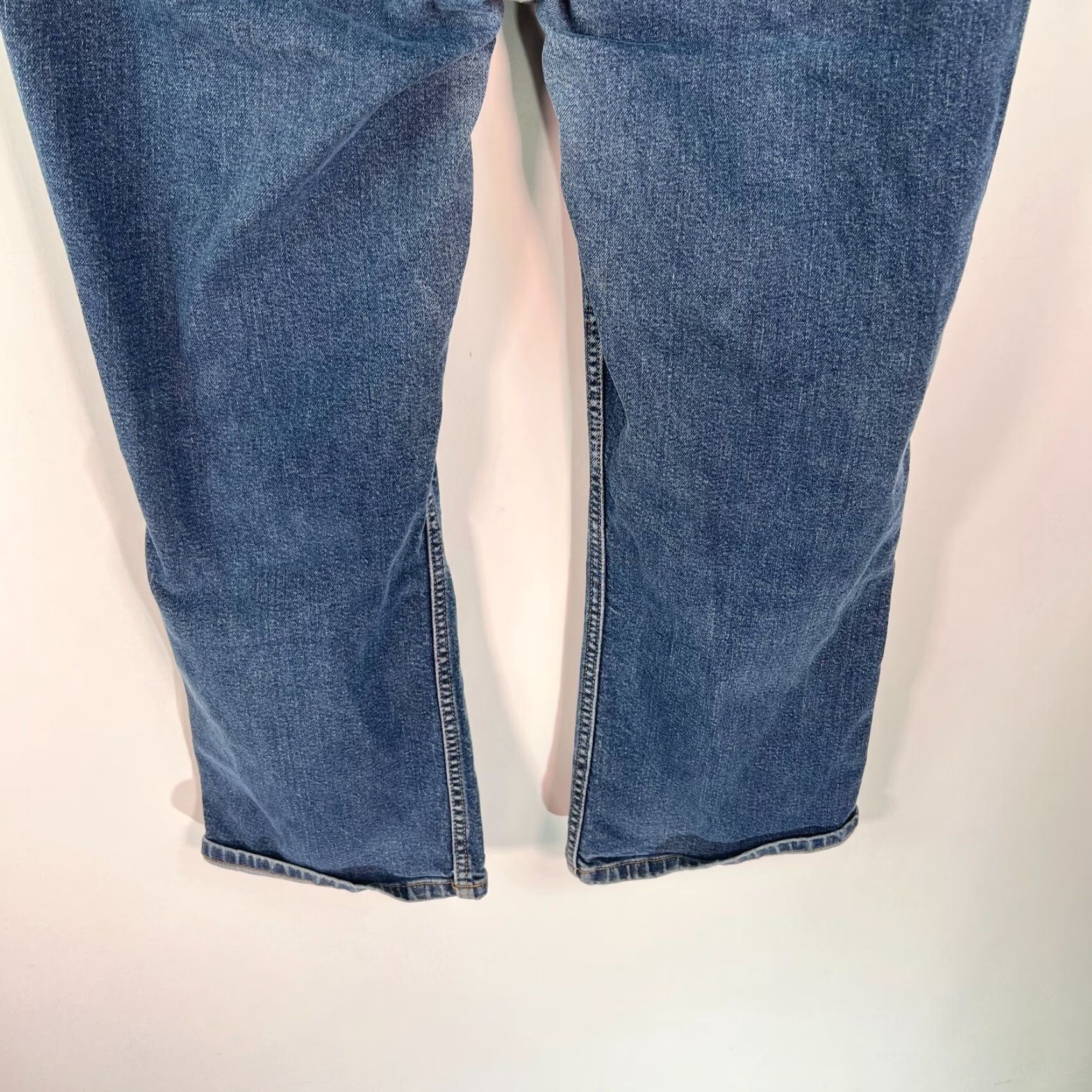 Old Navy Old Navy Women's High Rise Blue Straight Leg Jeans Size 18 Regular Fit Size 40" / US 18 - 7 Thumbnail