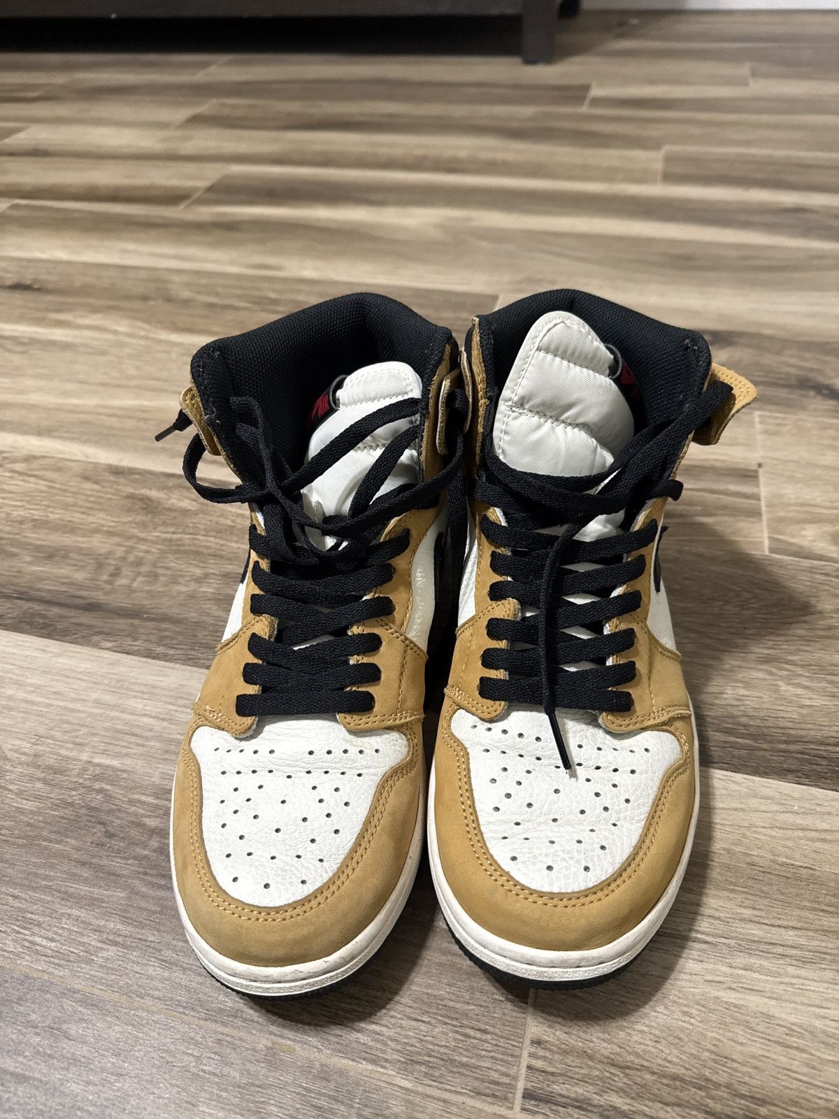 Nike Jordan 1 retro high Rookie of the year Size US 10.5 / EU 43-44 - 1 Thumbnail
