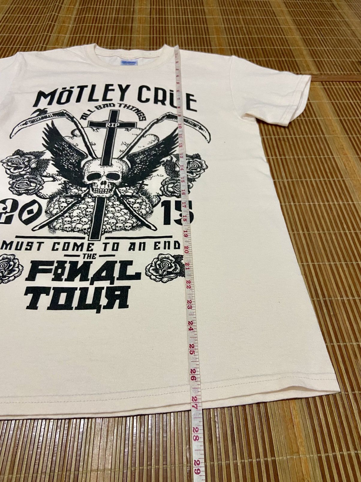 Band Tees MOTLEY CRUE FINAL TOUR TEE Size S / US 4 / IT 40 - 4 Thumbnail