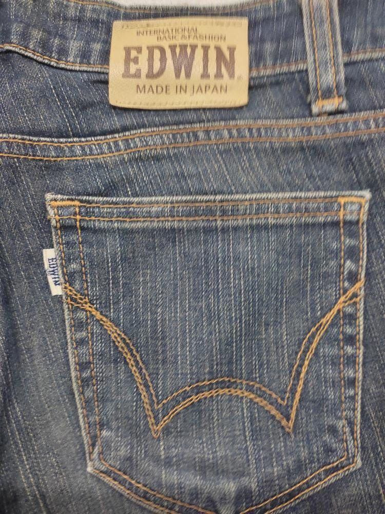 Edwin × Japanese Brand × Vintage EDWIN WHITE TAB MADE IN JAPAN FLARED NICE FADED Size US 33 - 7 Thumbnail