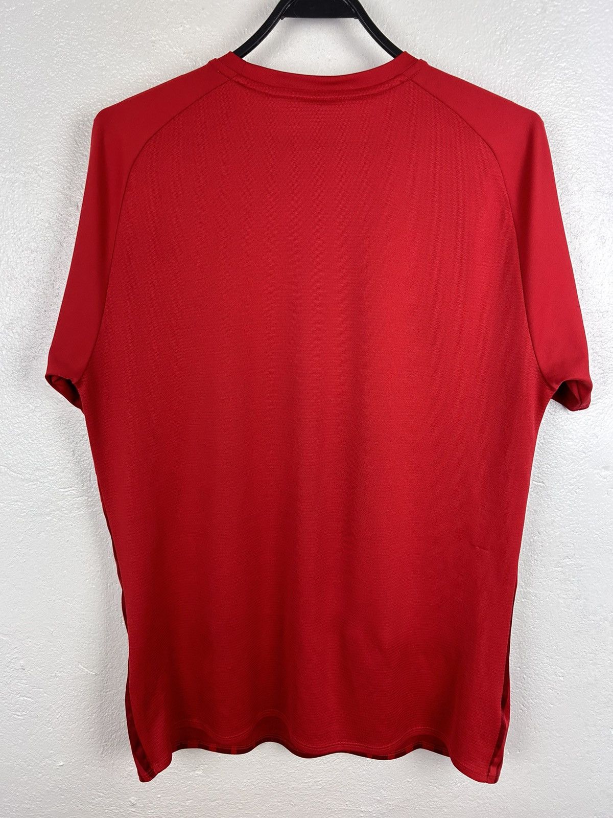 New Balance New Balance x Liverpool Training Betvictor Soccer Jersey Red Size US S / EU 44-46 / 1 - 6 Thumbnail