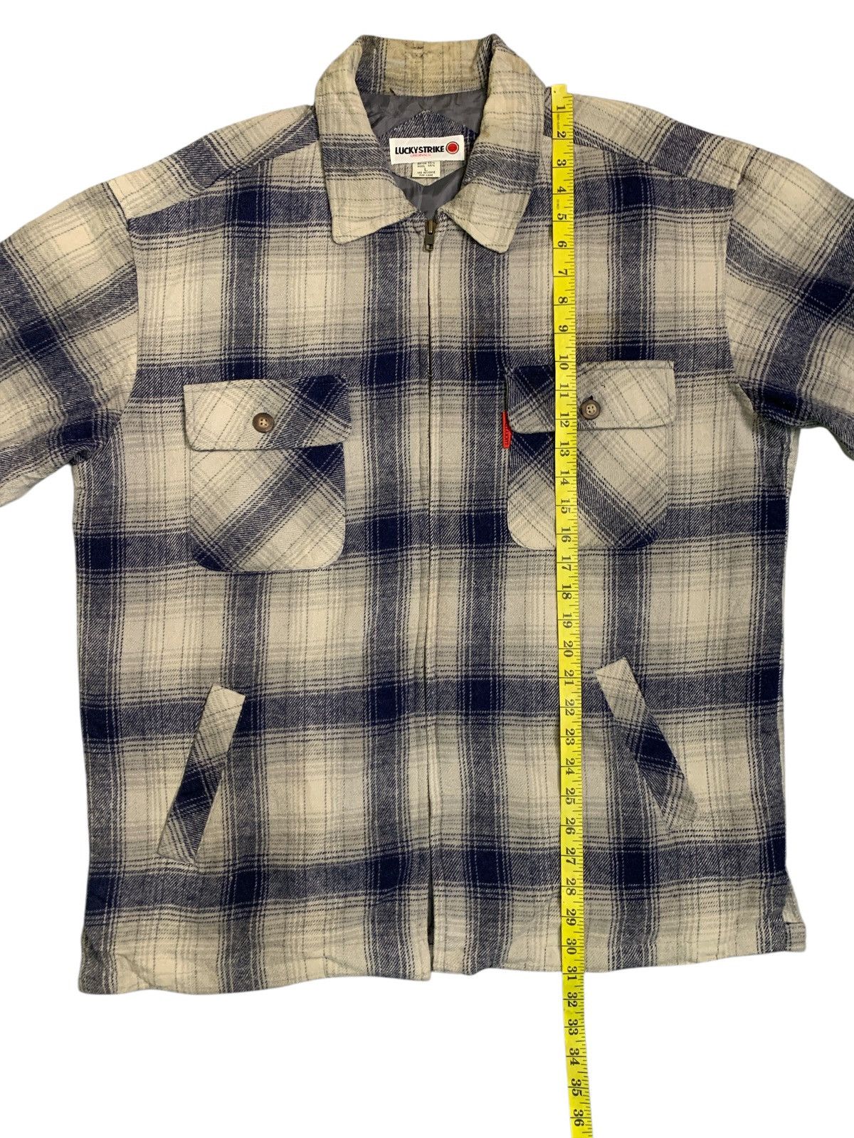 Japanese Brand Rare Design Vintage Lucky Strike Flannel Zipper Light Jacket Size US L / EU 52-54 / 3 - 11 Thumbnail