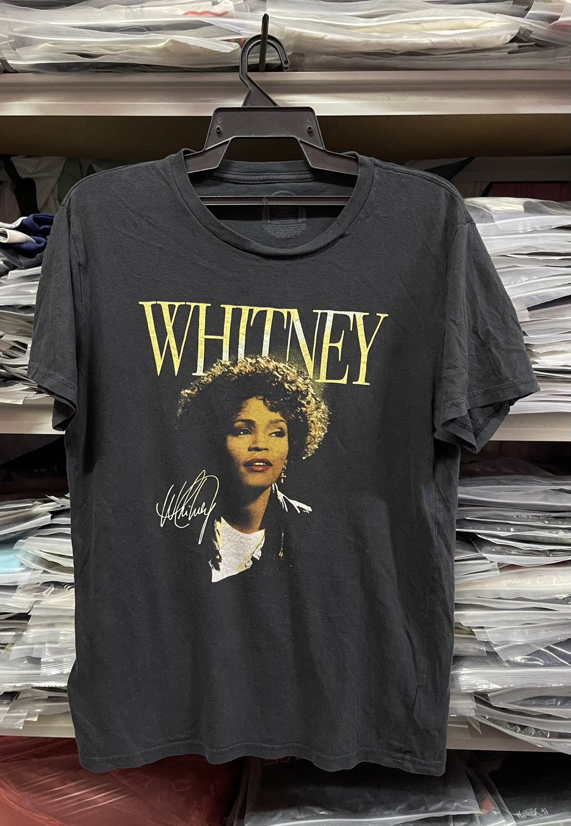 Band Tees Lee Men's Whitney Houston World Tour🔥🔥🔥 Size US M / EU 48-50 / 2 - 1 Thumbnail