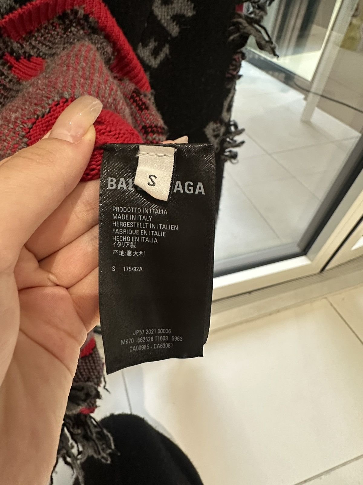 Balenciaga BALENCIAGA DESTROYED LOGO CREW KNIT Size US S / EU 44-46 / 1 - 4 Thumbnail