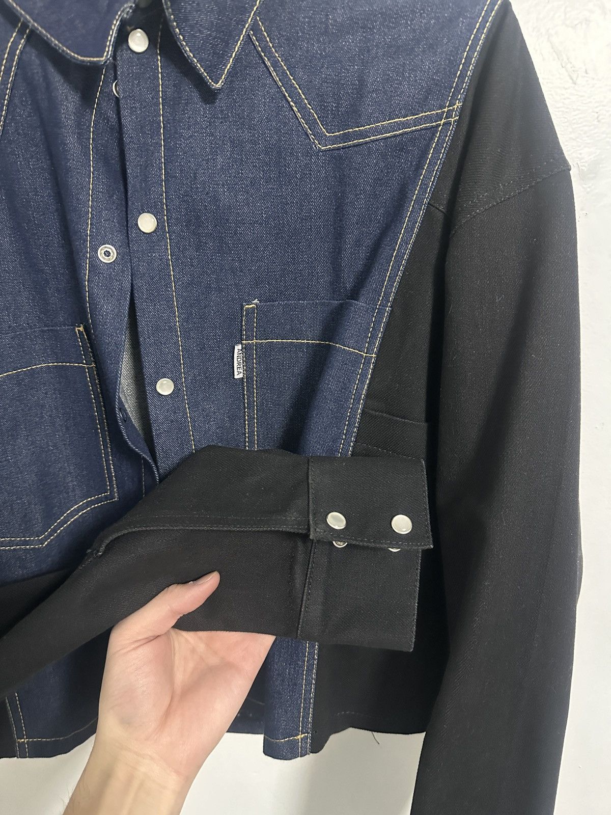 Andrea Crews Blue and black denim crop jacket Size US S / EU 44-46 / 1 - 3 Thumbnail