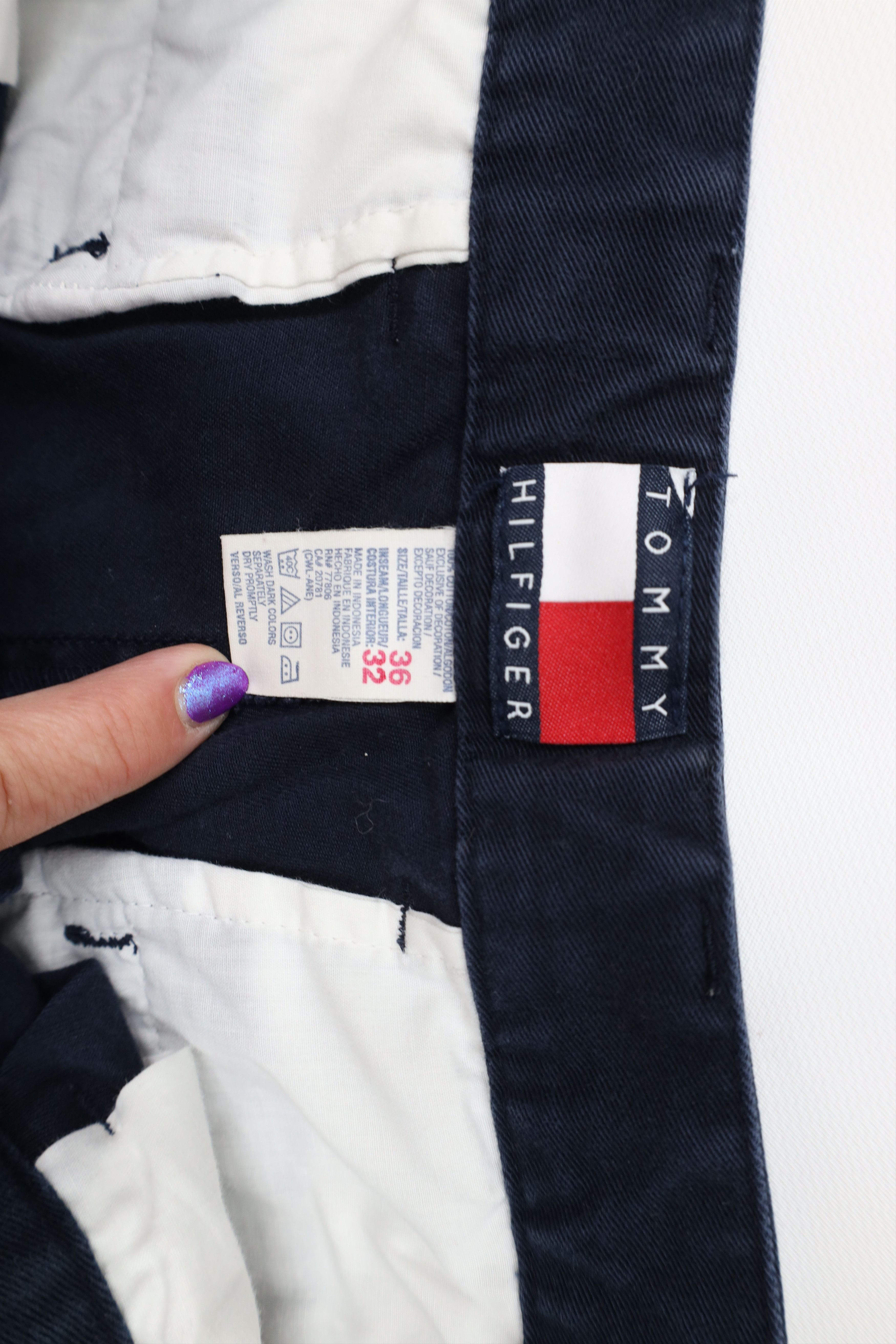 Tommy Hilfiger Vintage Y2K 2004 Tommy Hilfiger Wide Leg Chino Pants Blue Size US 36 / EU 52 - 8 Thumbnail