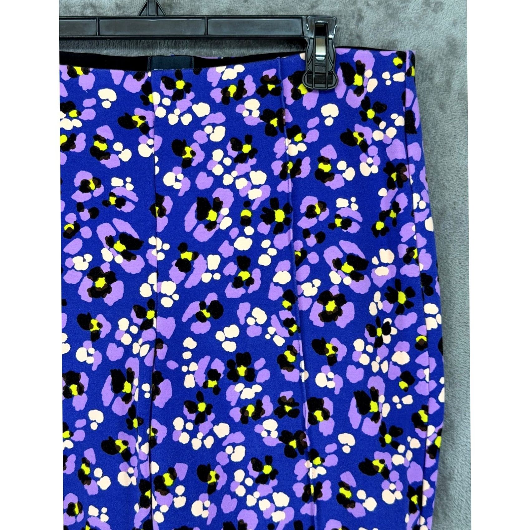 Anthropologie Maeve by Anthropologie Margot Pants Cropped Kick Flare Multicolor Leopard Floral Blue Purple Yellow Woman L Tall Slit? No, keep to original words. Size 36" / US 14 / IT 50 - 2 Thumbnail