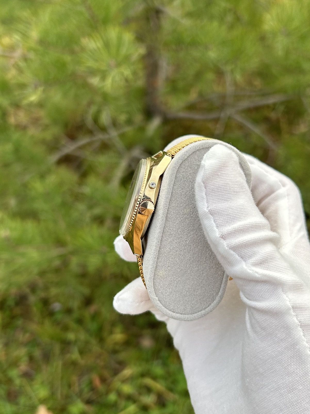 Vintage Vintage Watch Slava Mechanical Made in USSR Authentic 1980s Size ONE SIZE - 18 Thumbnail