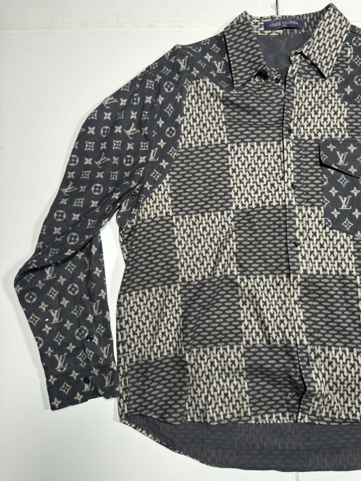 Louis Vuitton Louis Vuitton Giant Damier Monogram Waves Flannel Shirt Size US XXL / EU 58 / 5 - 2 Thumbnail