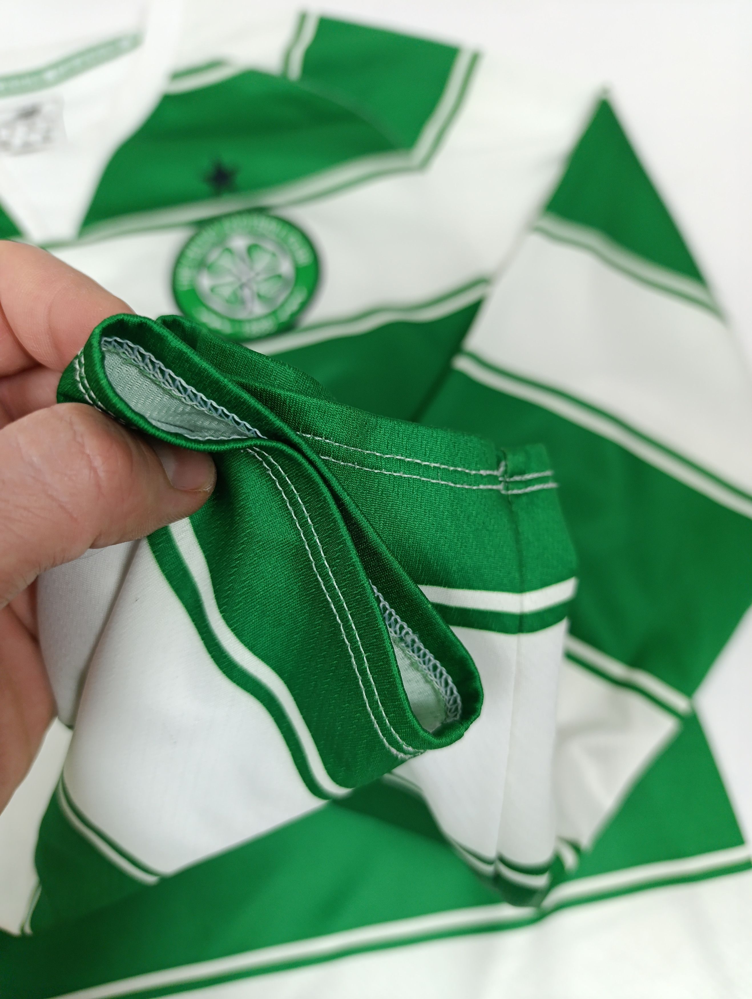 New Balance NEW BALANCE CELTIC HOME LONG SLEEVE JERSEY 2015 - 2016 Size US M / EU 48-50 / 2 - 10 Thumbnail