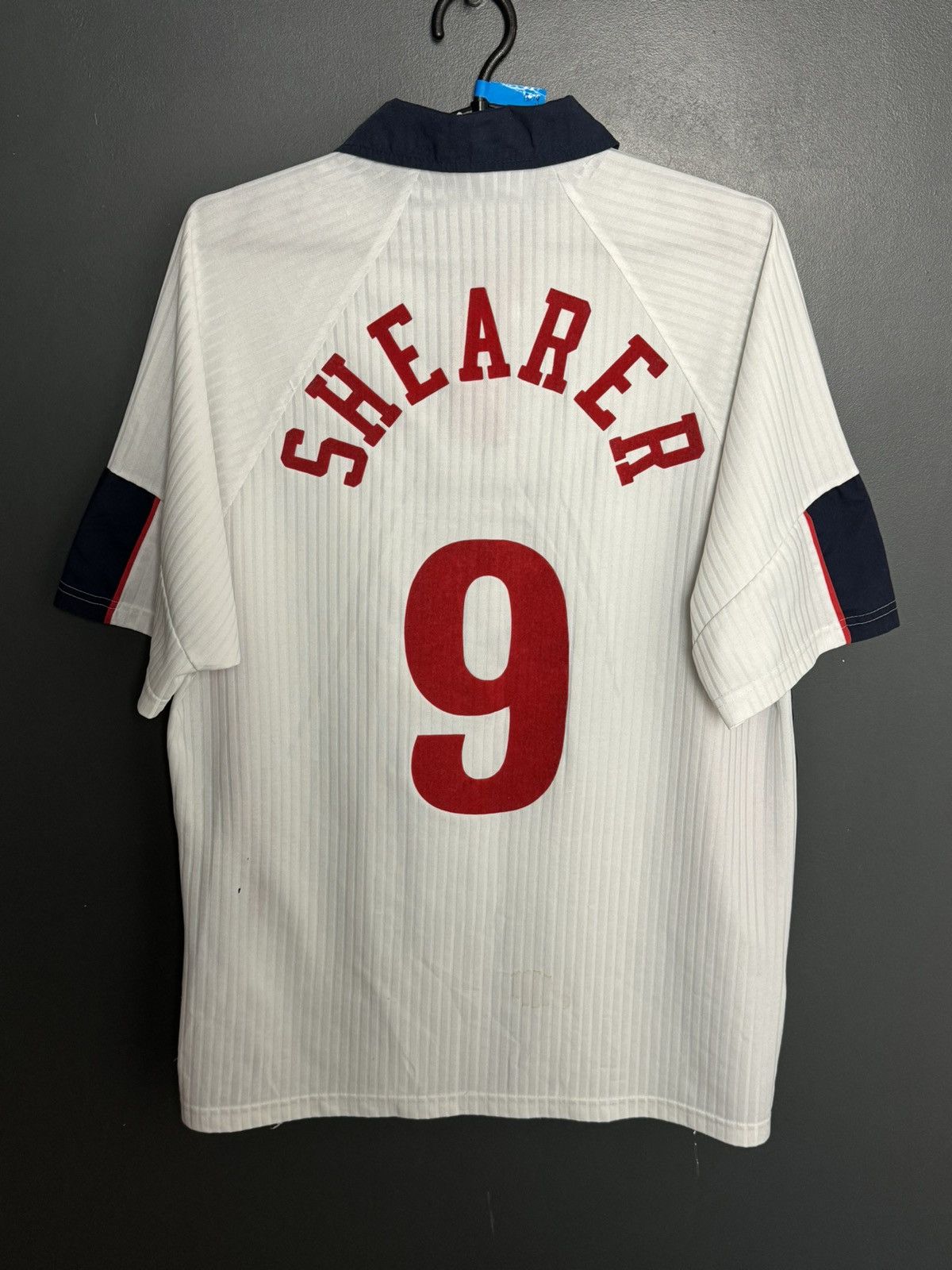 Umbro England National Team 97/99 Home Shearer Football Jersey Size US L / EU 52-54 / 3 - 1 Thumbnail