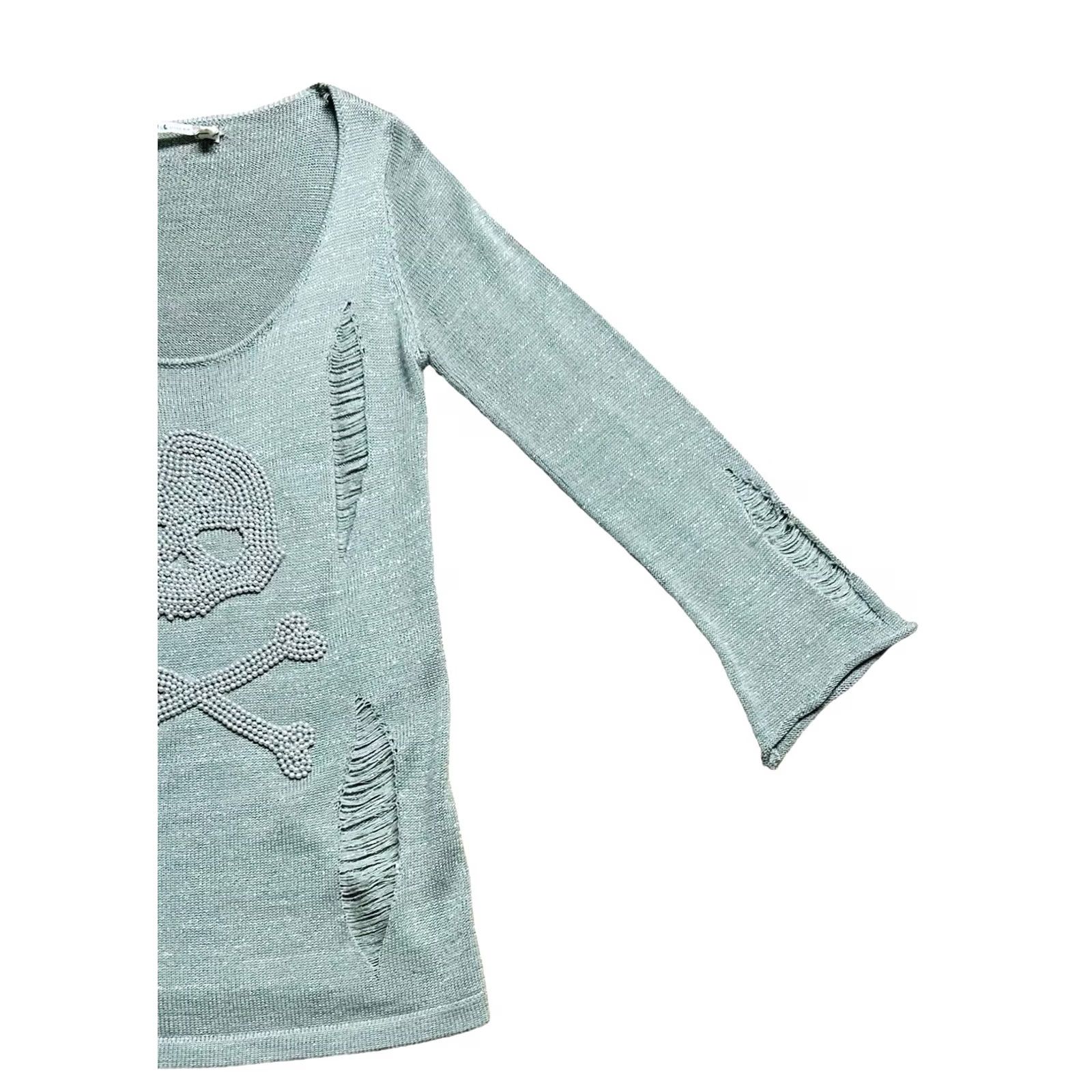 Vintage Chelsea & Violet Pearl Skull Cross Bone Distressed Sweater Women's M Gray Size M / US 6-8 / IT 42-44 - 3 Thumbnail