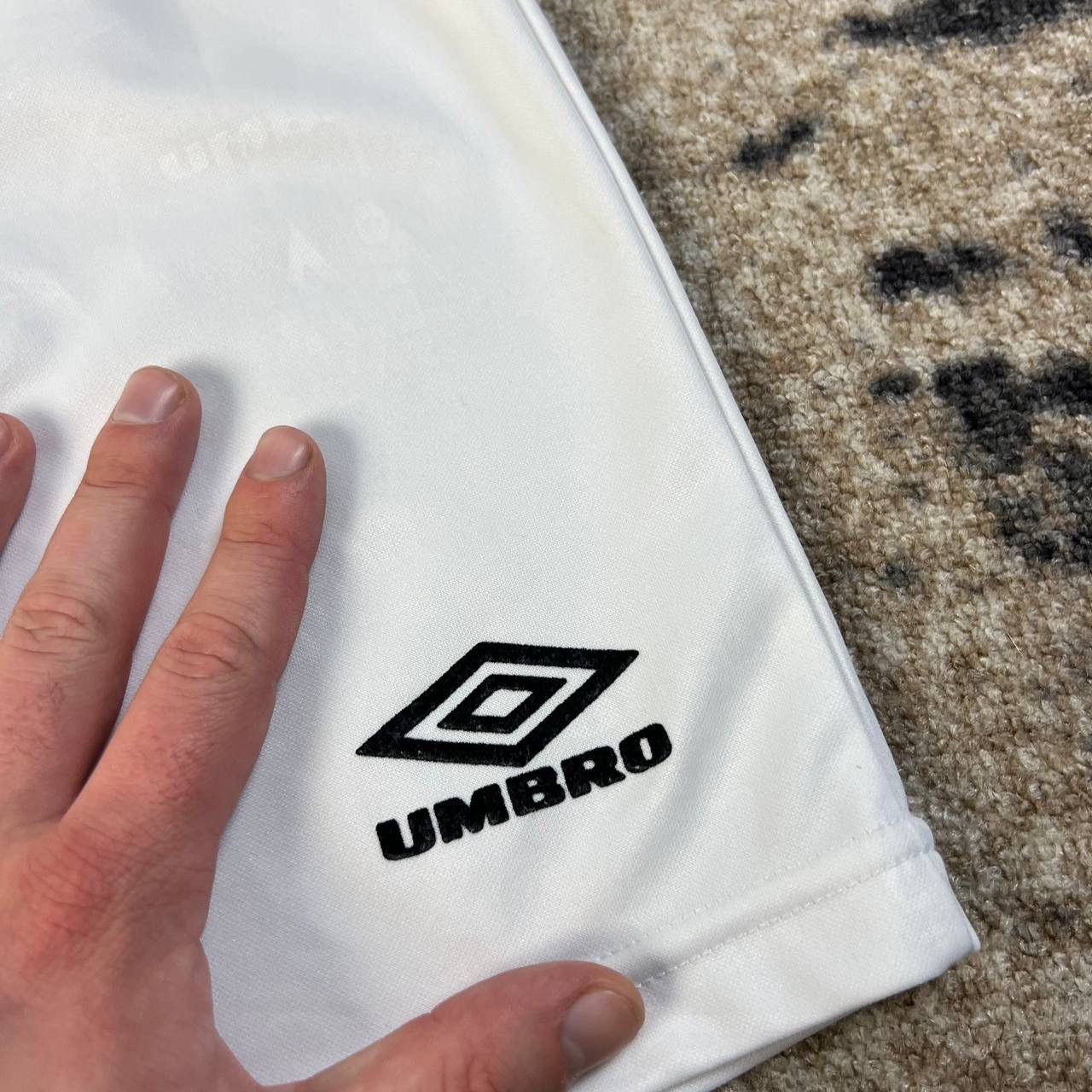 Umbro Umbro Vintage Y2K Mini Logo Light Shorts Size US 36 / EU 52 - 5 Thumbnail