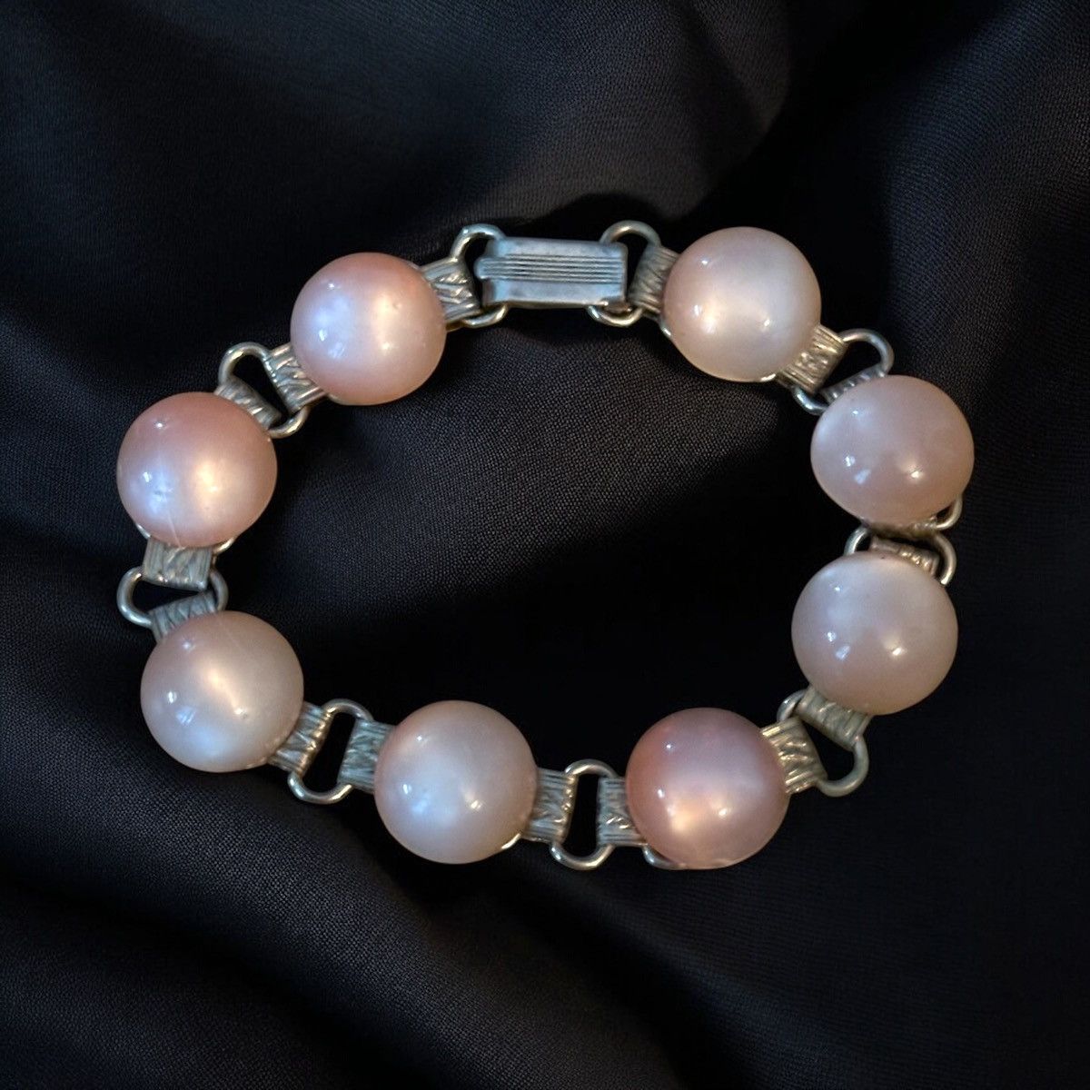Vintage Vintage pink moonstone link bracelet Size ONE SIZE - 1 Thumbnail