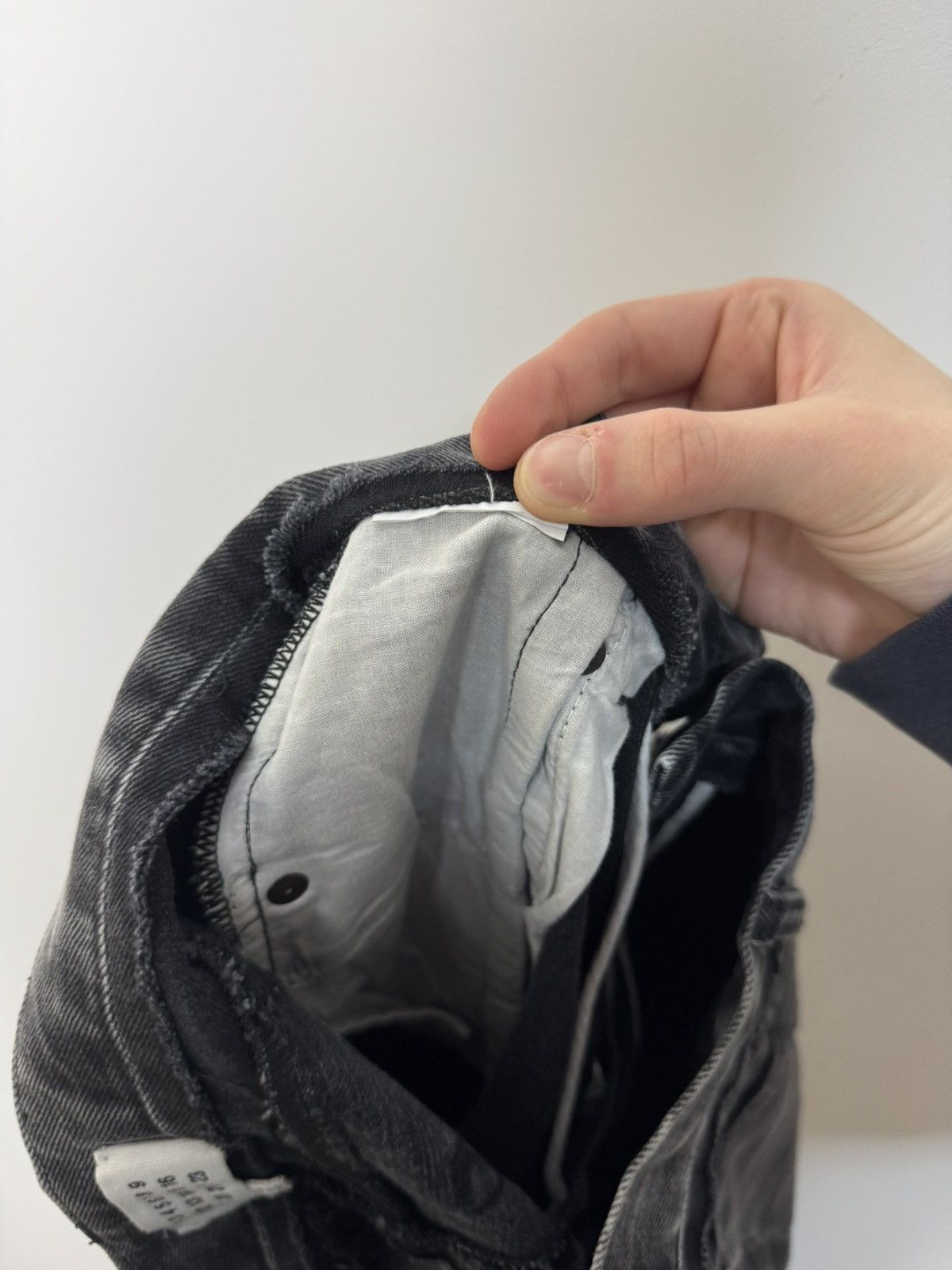 Maison Margiela Maison Margiela Black Deconstructed Hybrid Jeans Line 1 Size 27" / US 4 / IT 40 - 19 Thumbnail