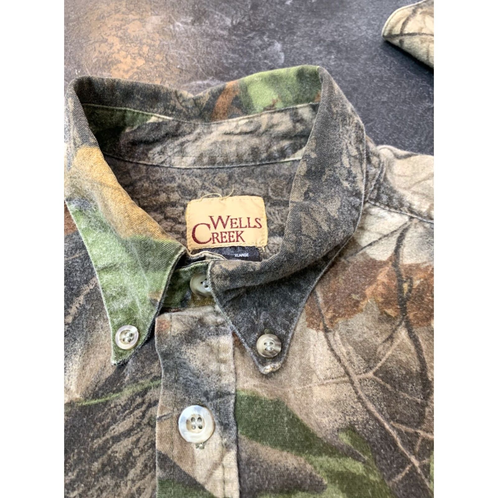 Realtree VINTAGE Wells Creek Men's XL Camouflage Flannel Shirt Outdoor Hunting Camo Long Sleeve Button-Up Size US XL / EU 56 / 4 - 5 Thumbnail