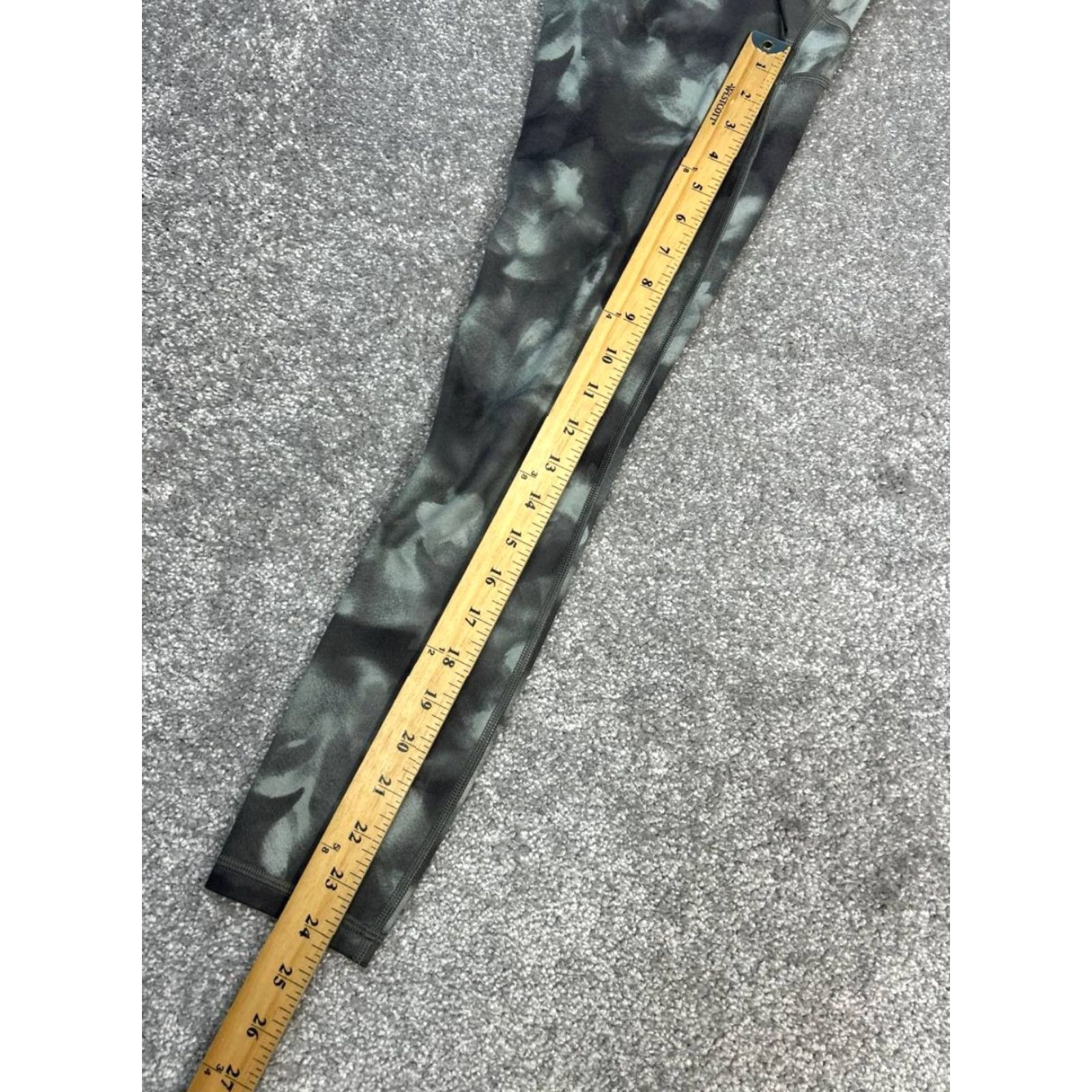 Athleta Athleta Leggings Womens XS Multicolor Abstract Print Logo Mid Rise Yoga Size 26" / US 2 / IT 38 - 2 Thumbnail