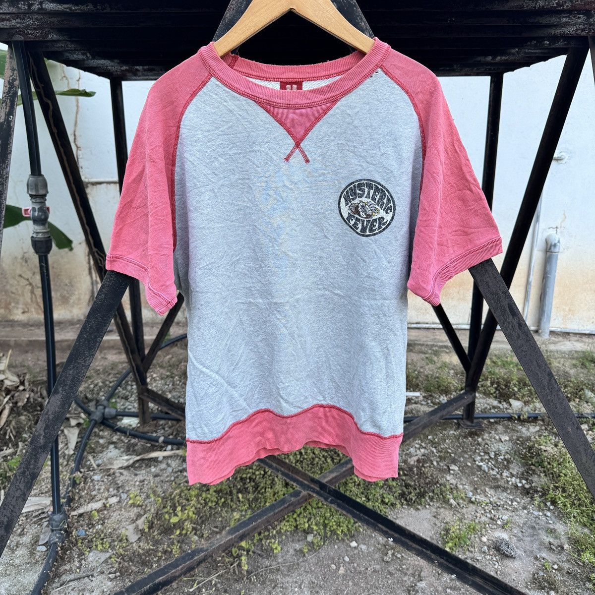 Hysteric Glamour Vintage Hysteric Glamour "Hysteric Fever" Raglan Sweatshirt Size US L / EU 52-54 / 3 - 6 Thumbnail