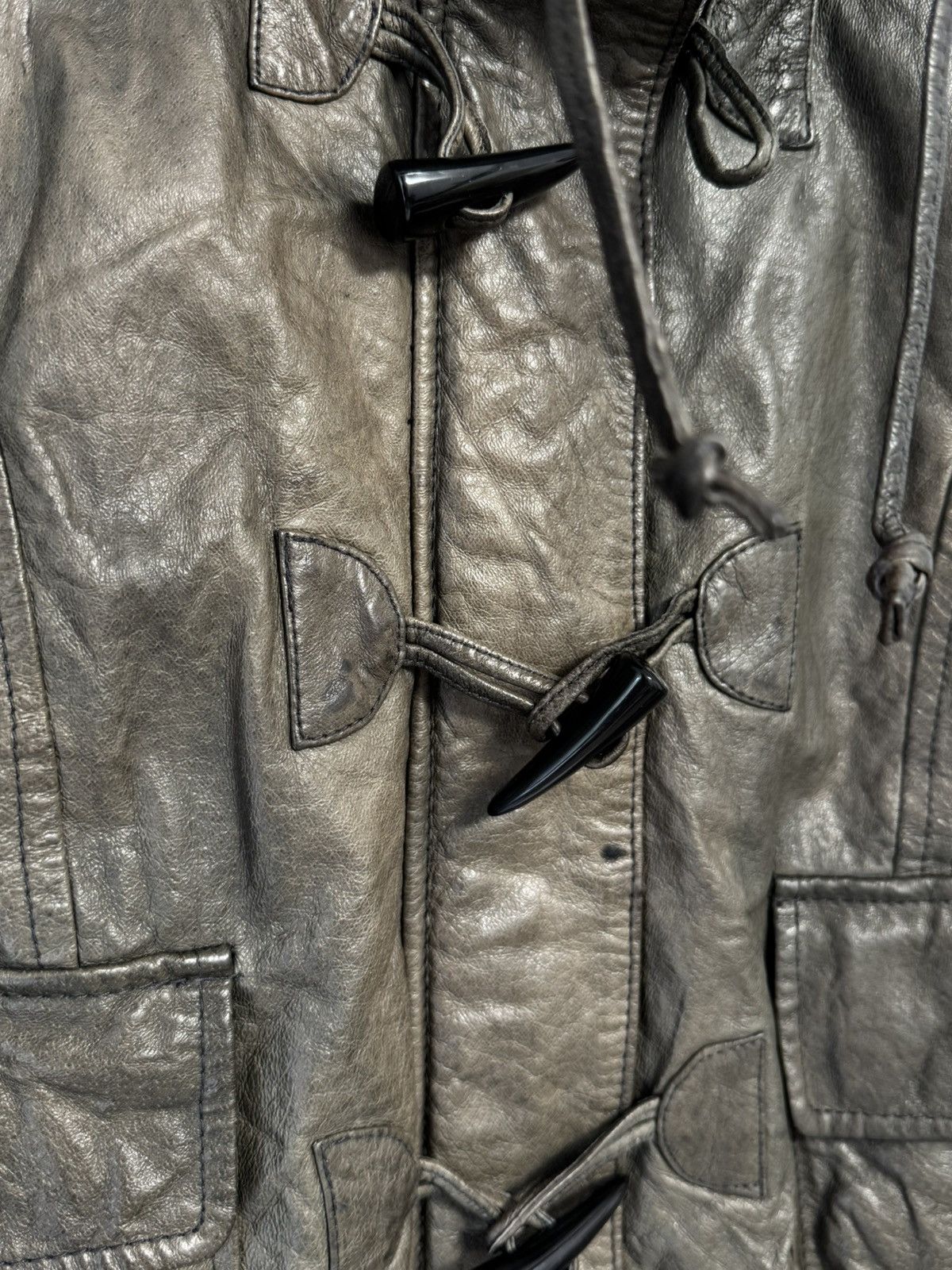 Levi's Levi’s Vintage Leather Jacket Y2K style hype women’s Size M / US 6-8 / IT 42-44 - 10 Thumbnail