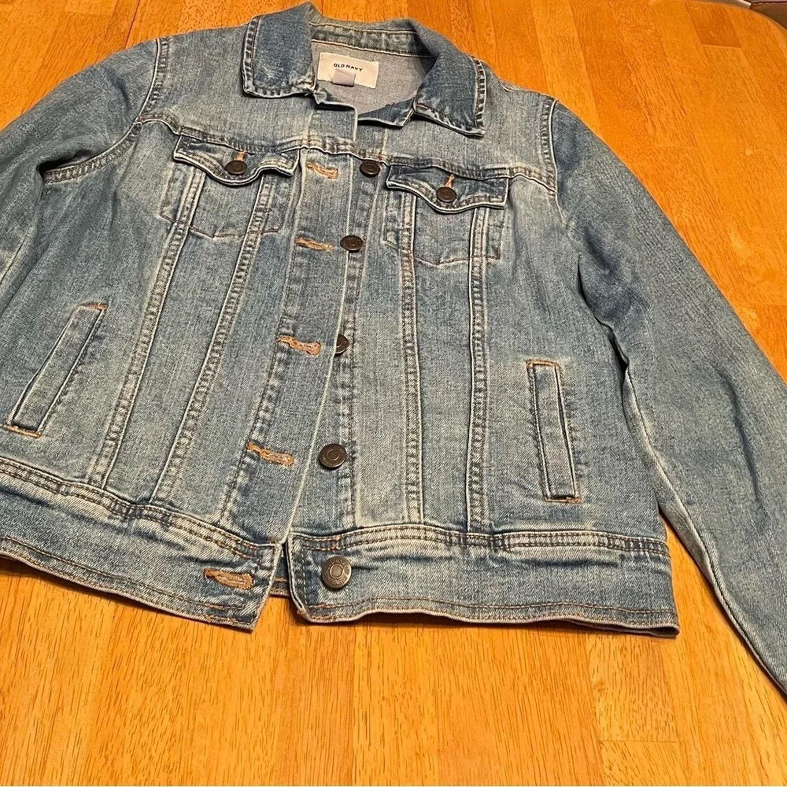 Old Navy Old Navy denim jacket, size small Size S / US 4 / IT 40 - 1 Thumbnail