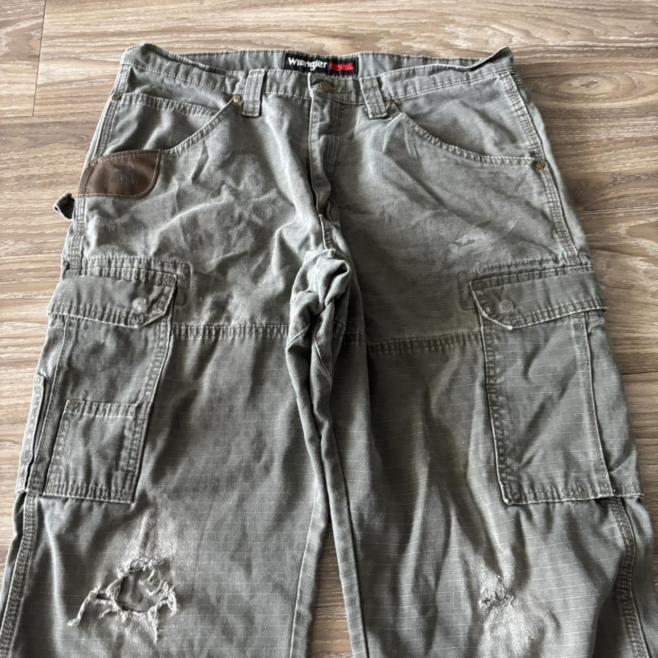 Vintage Crazy Vintage Y2K/2000s Khaki Green Workwear Skater Style Cargo Pants! 34x30 Size US 34 / EU 50 - 5 Thumbnail