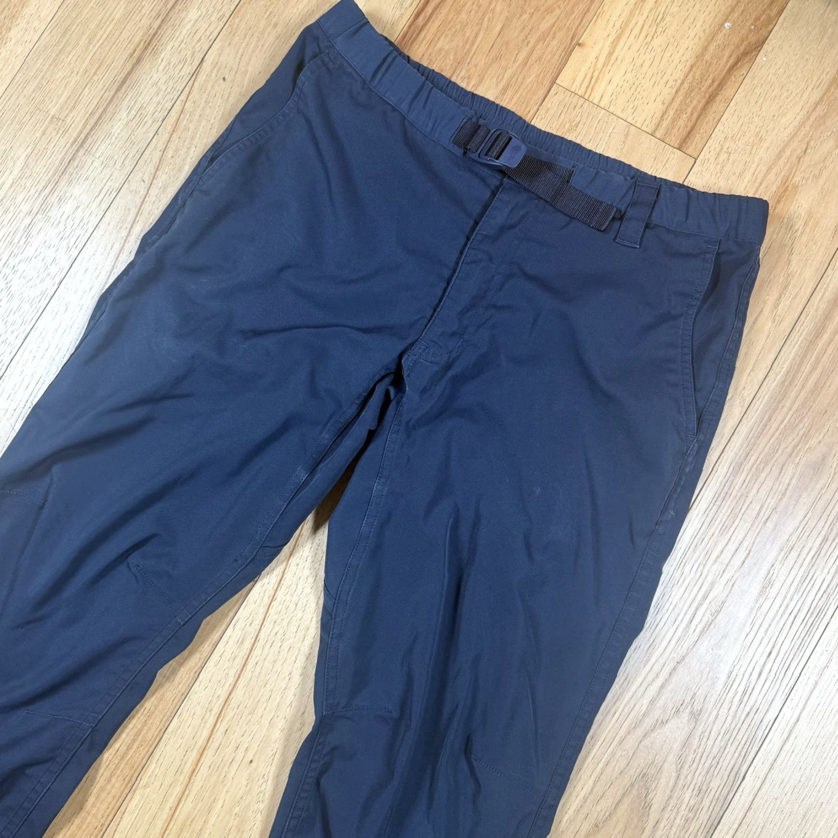 The North Face The North Face Men’s Pants Belted Black Outdoor Hiking Chino 28 Regular 29in Inseam Mens Size US 28 / EU 44 - 2 Thumbnail