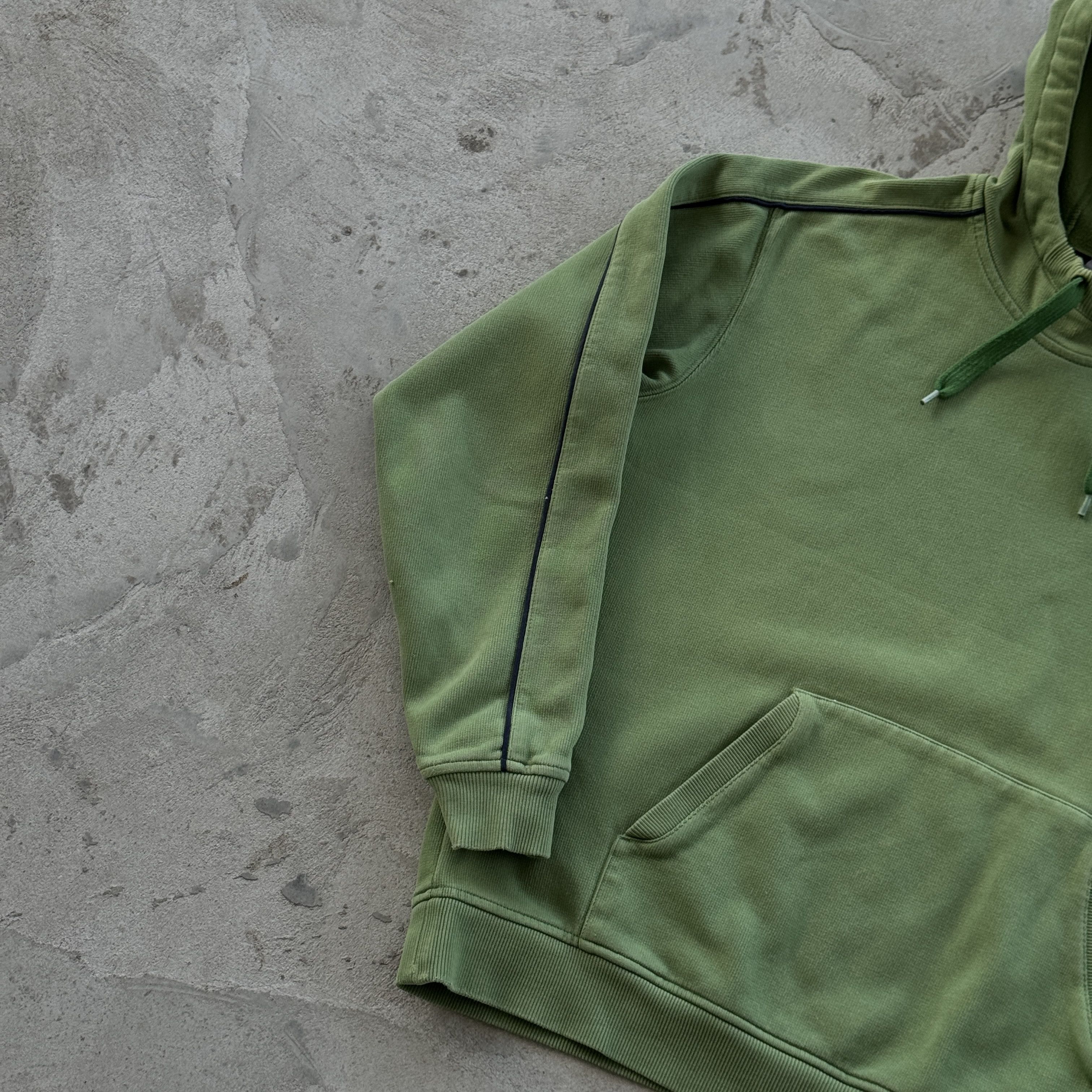 Nike Nike Vintage Green Center Swoosh Hoodie L Size US L / EU 52-54 / 3 - 3 Thumbnail