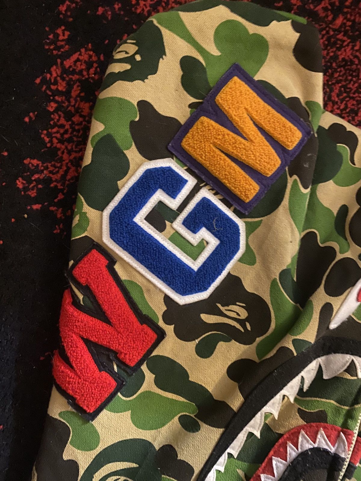 Bape BAPE ABC Camo Shark Full Zip Hoodie US XXXL Rare Size Size US XXL / EU 58 / 5 - 2 Thumbnail