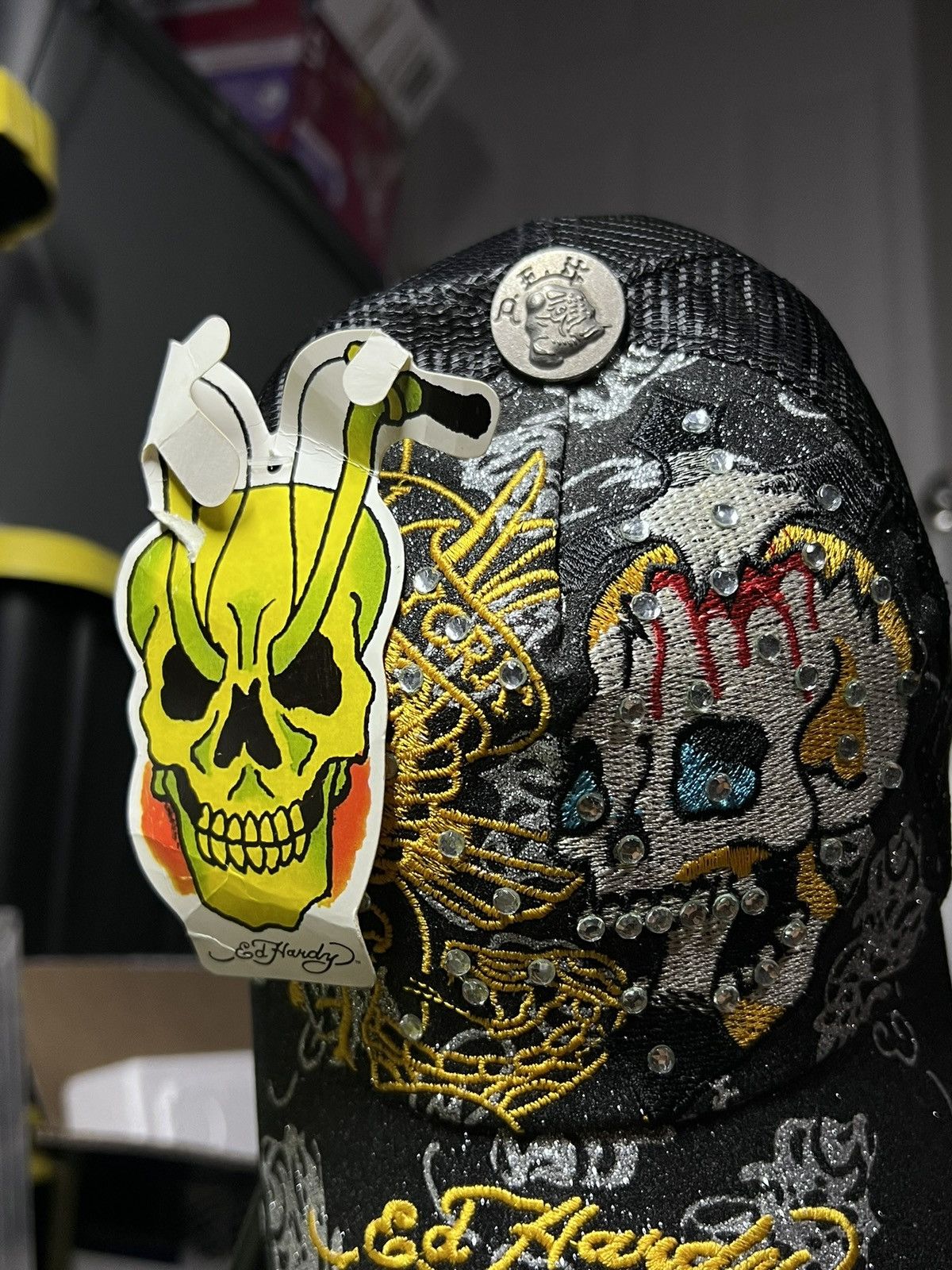 Christian Audigier × Ed Hardy Ed Hardy Skull rhinestone bright Trucker hat Size ONE SIZE - 2 Thumbnail