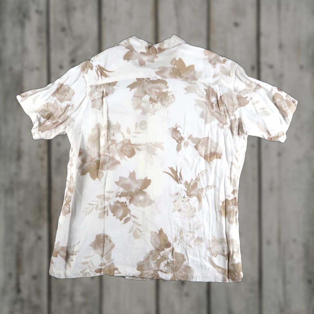 J Brand VINTAGE Roushatte Japanese Hawaiian Shirt Button-Up Floral Rayon Men's S Beige Size US S / EU 44-46 / 1 - 1 Thumbnail