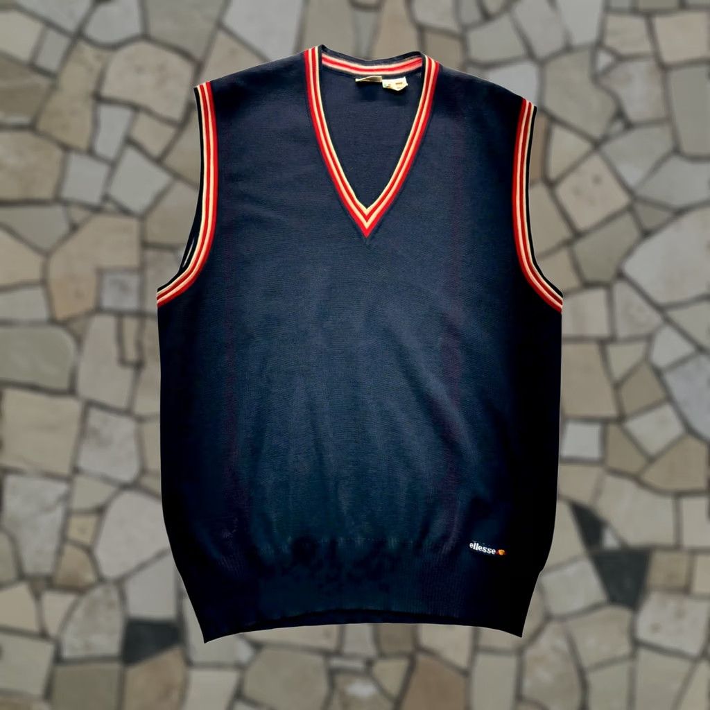 Ellesse VINTAGE Ellesse Mens Wool V-Neck Sweater Vest L Navy Wool Vest Mens L Size US L / EU 52-54 / 3 - 1 Thumbnail